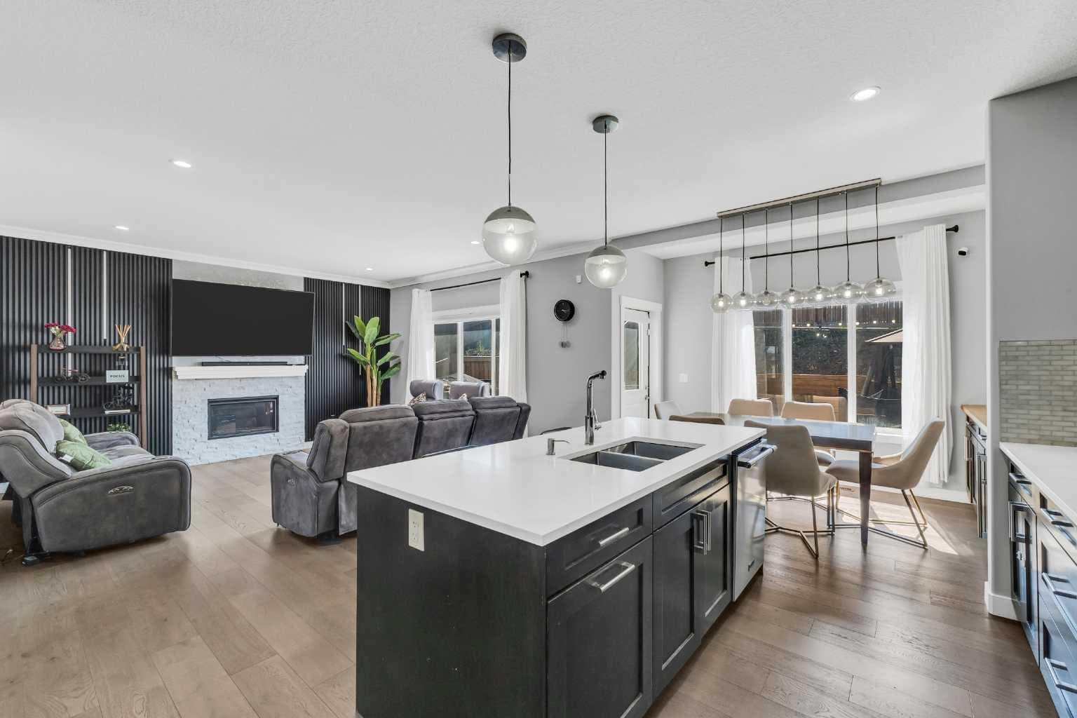 131 Sherview Grove NW