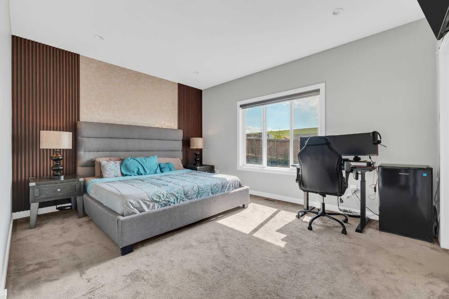 131 Sherview Grove NW