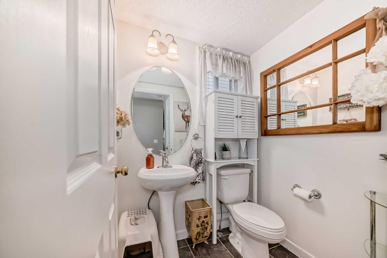132 Hidden Hills Road NW
