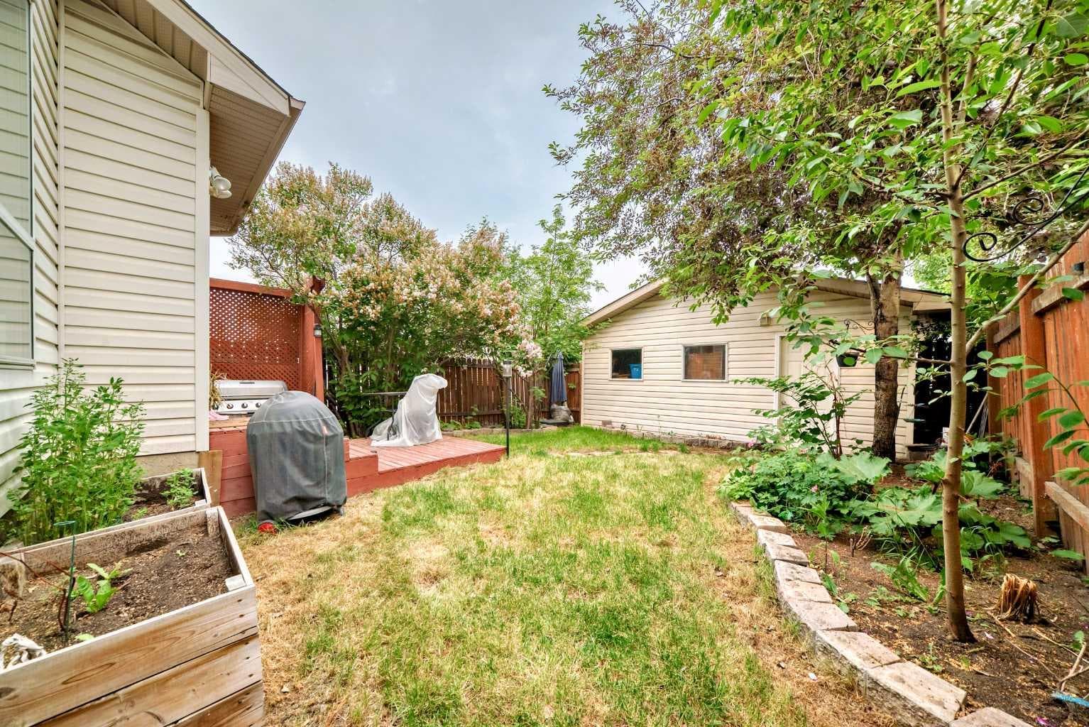 132 Hidden Hills Road NW