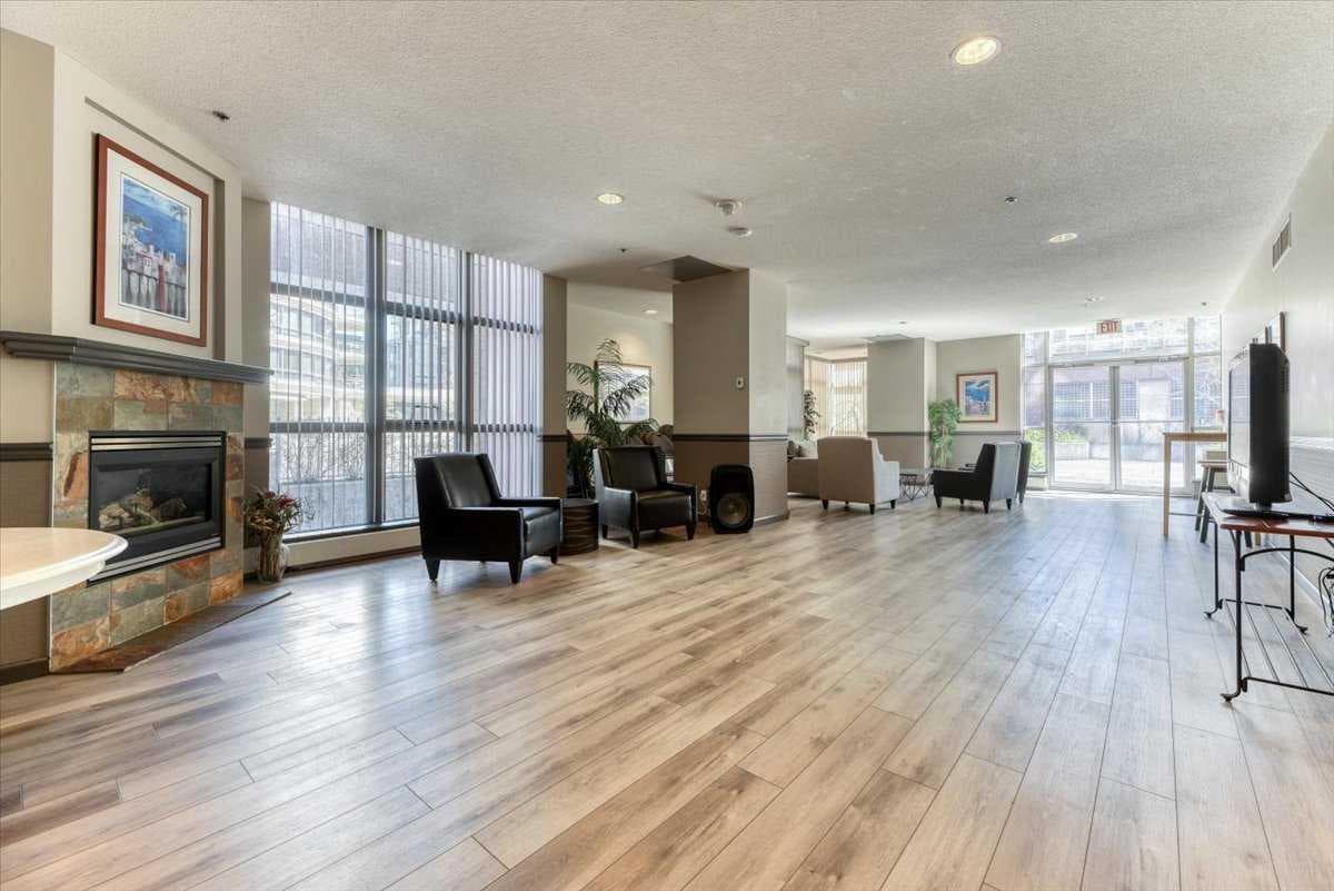 804, 650 10 Street SW