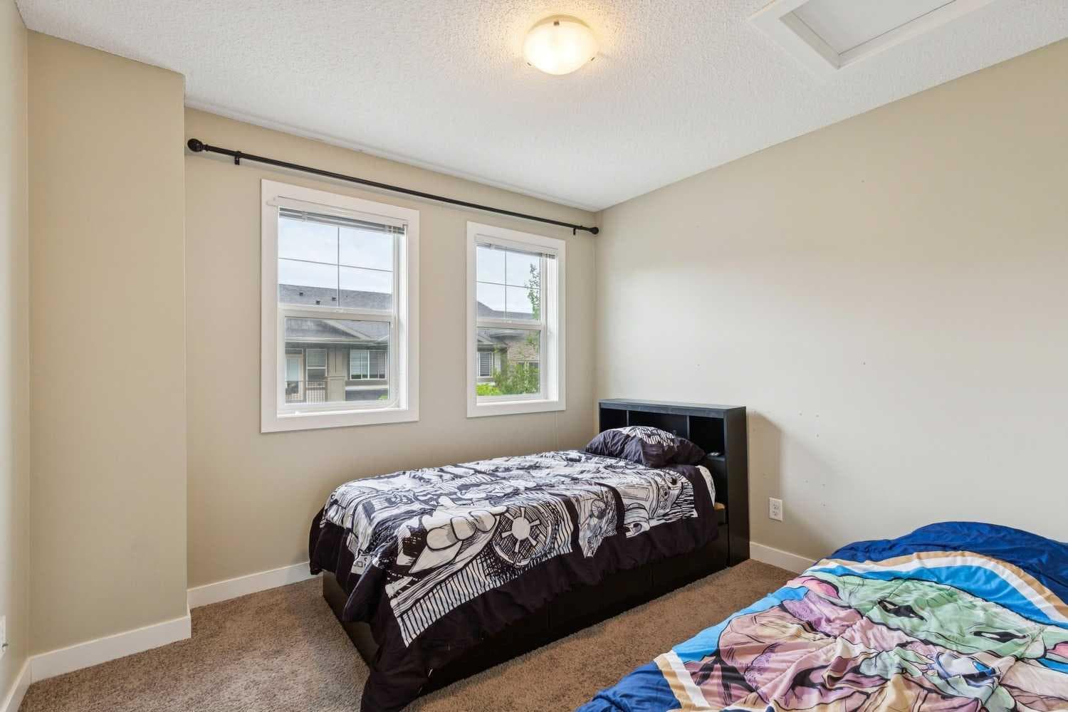 55 Panatella Road NW