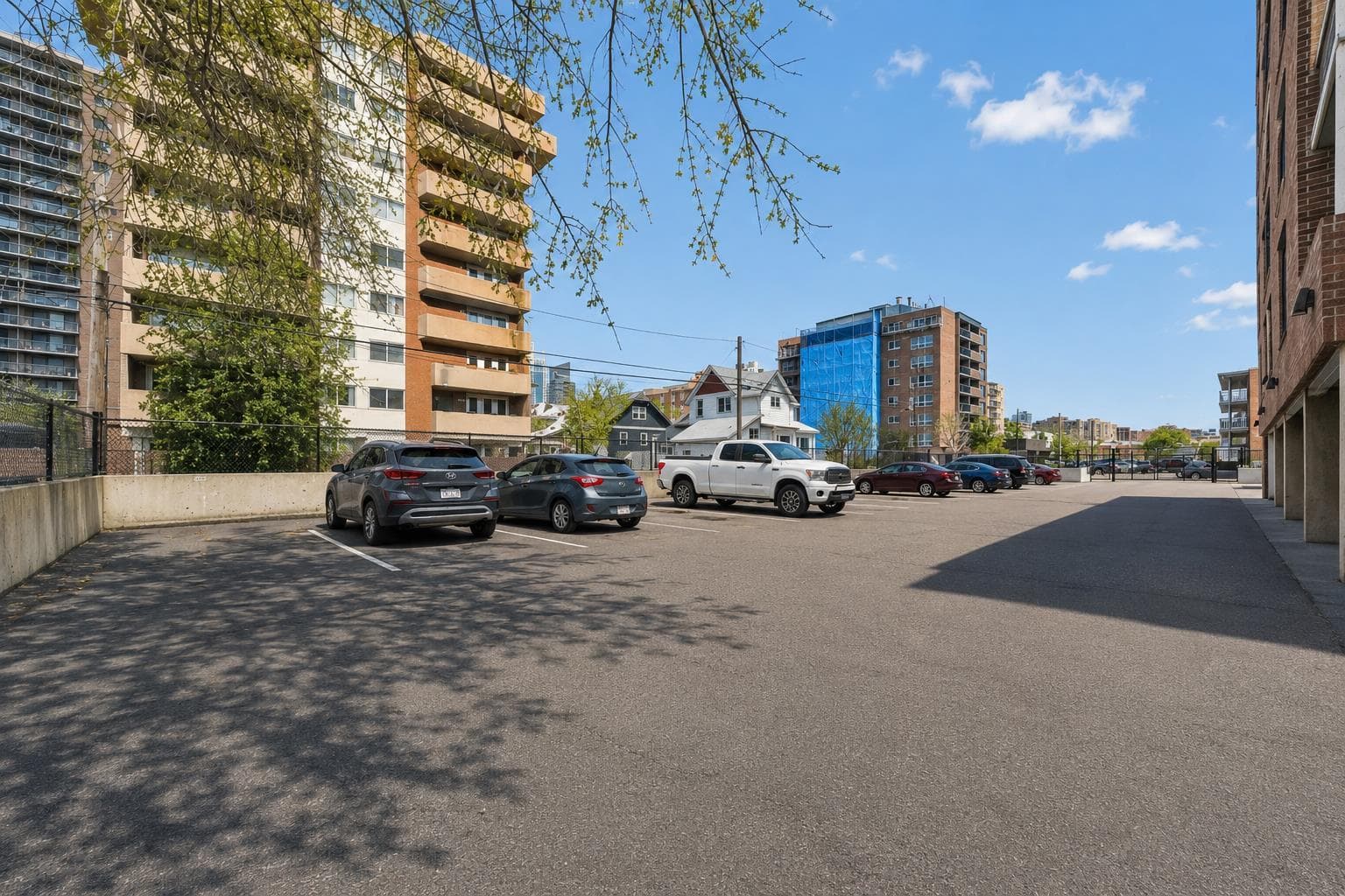 340, 1304 15 Avenue SW