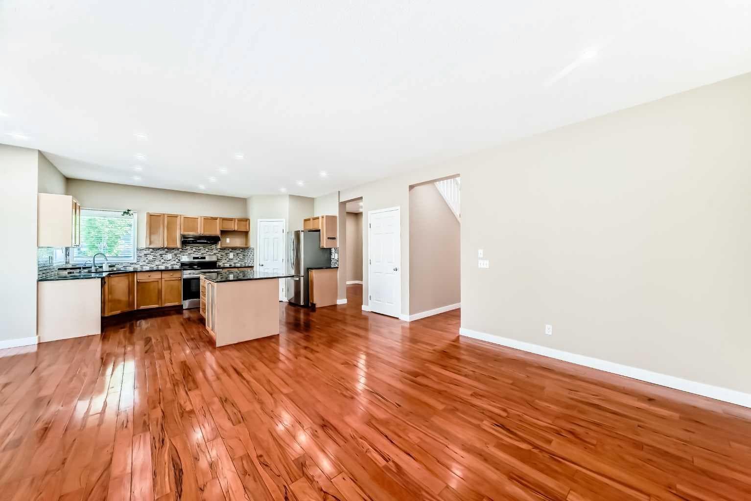 10 Hidden Creek Heights NW
