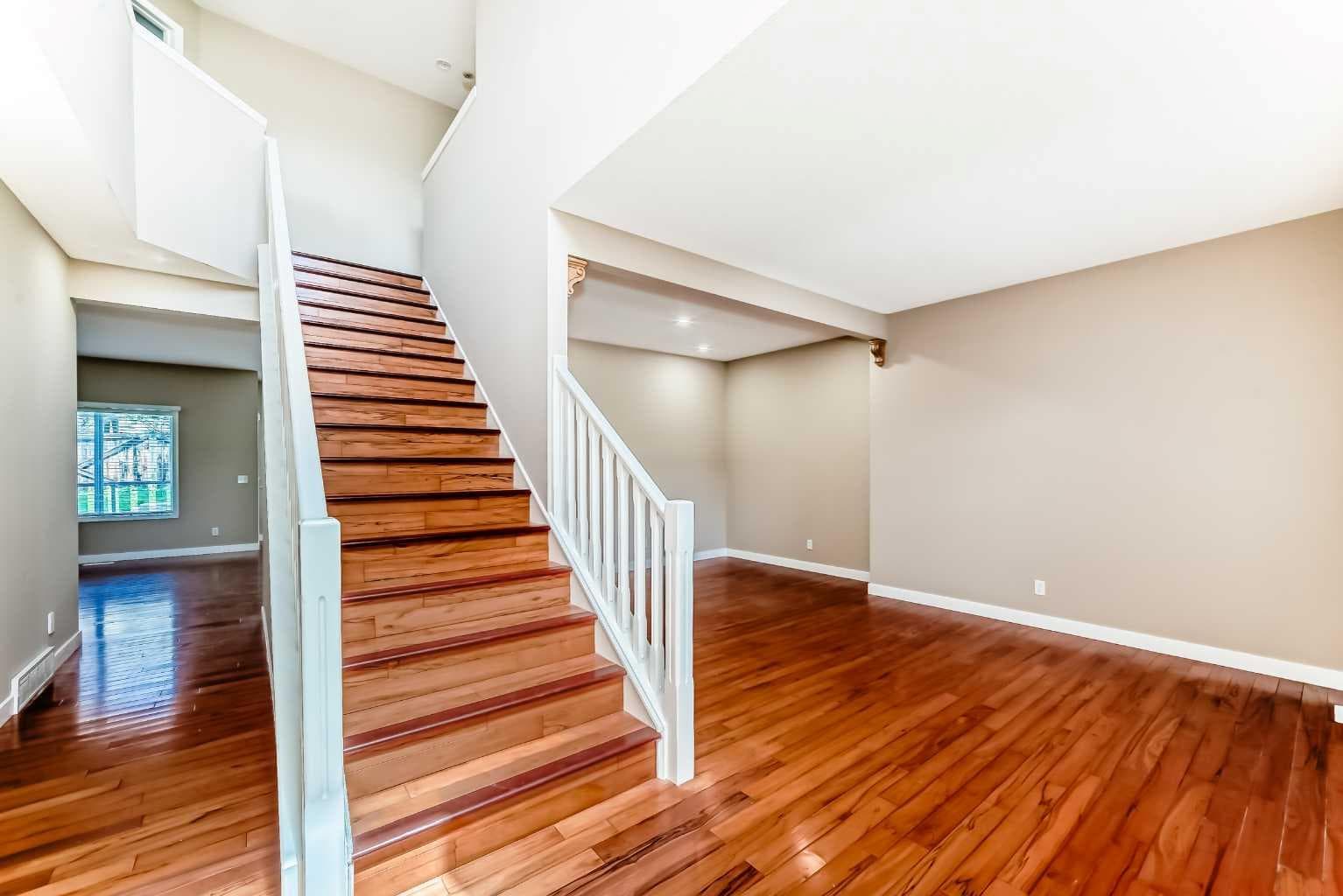 10 Hidden Creek Heights NW