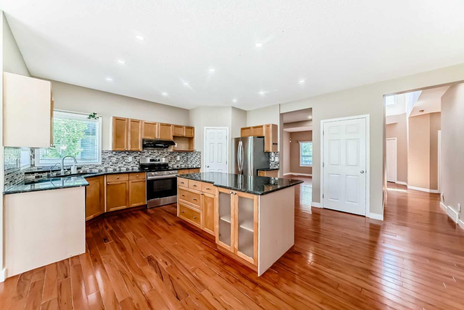10 Hidden Creek Heights NW
