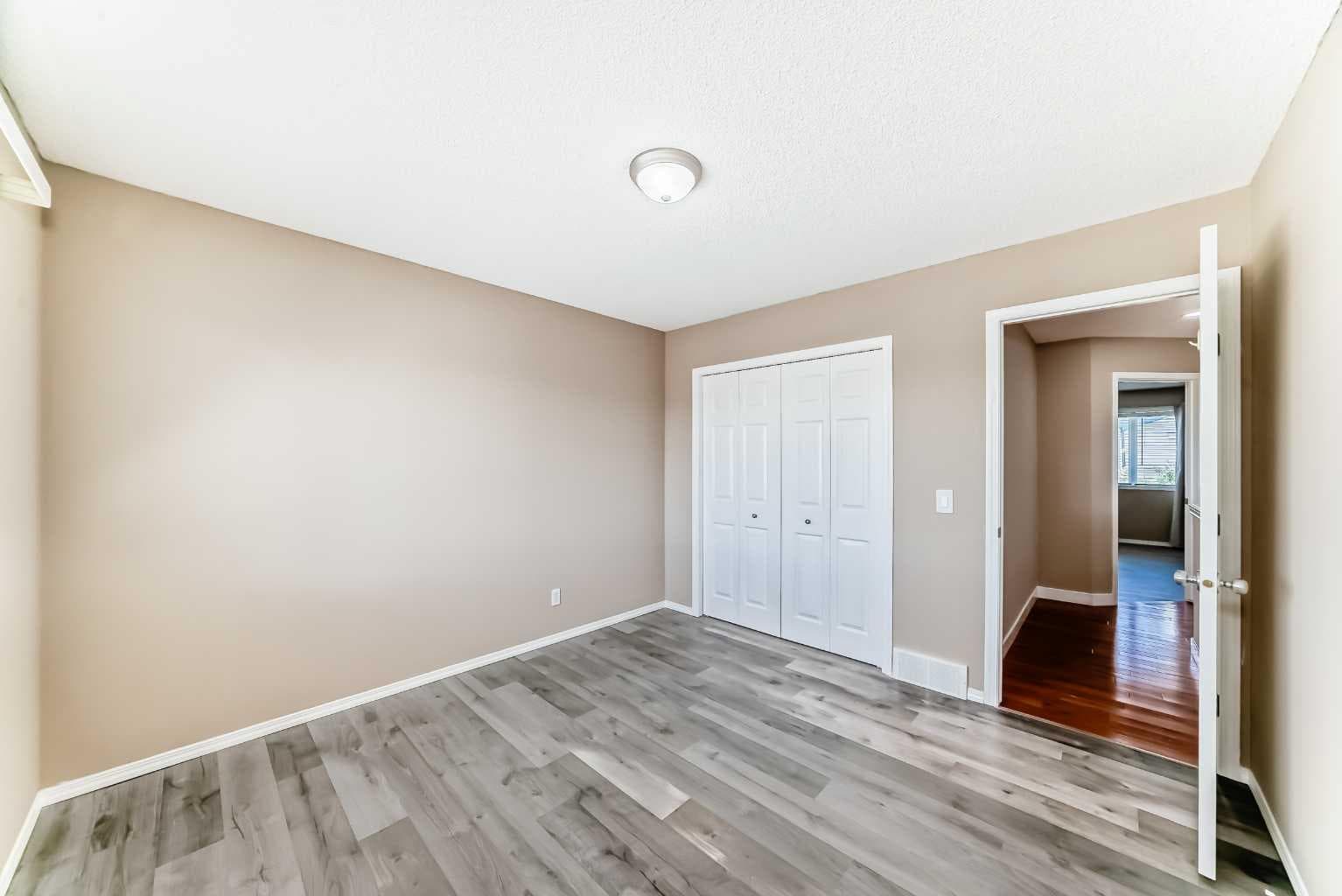 10 Hidden Creek Heights NW