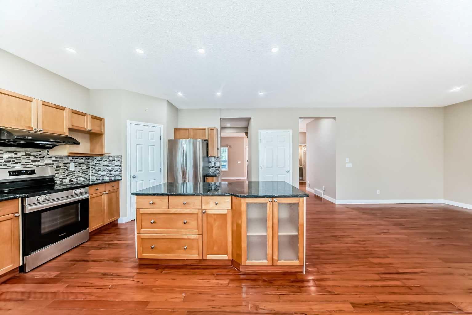 10 Hidden Creek Heights NW