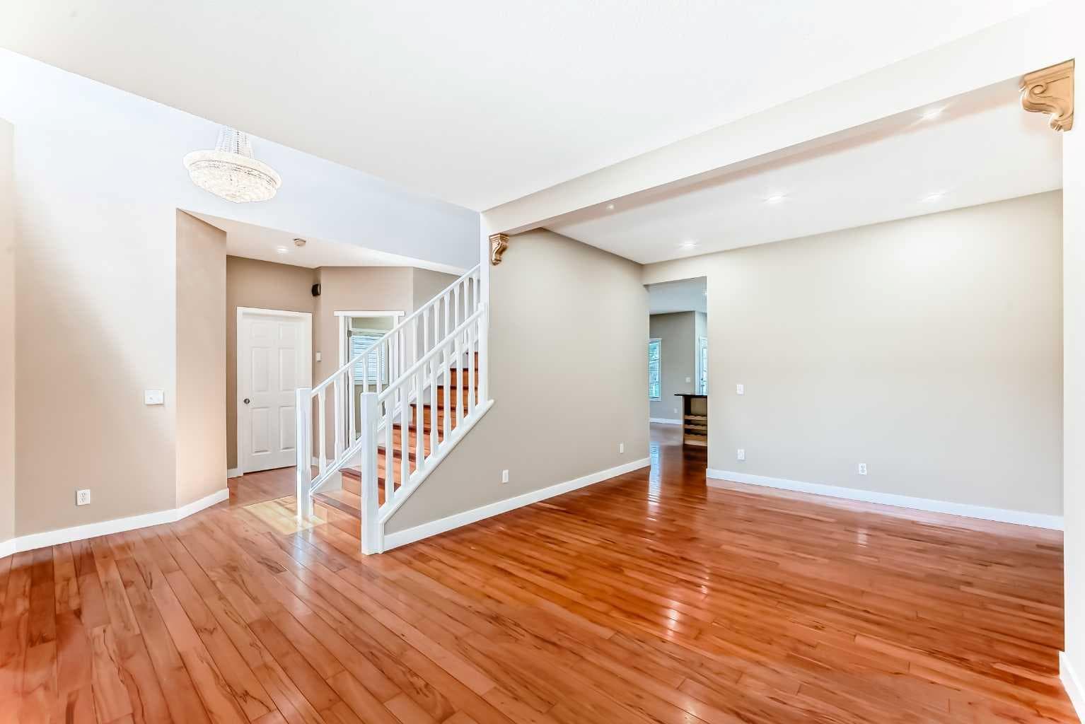 10 Hidden Creek Heights NW