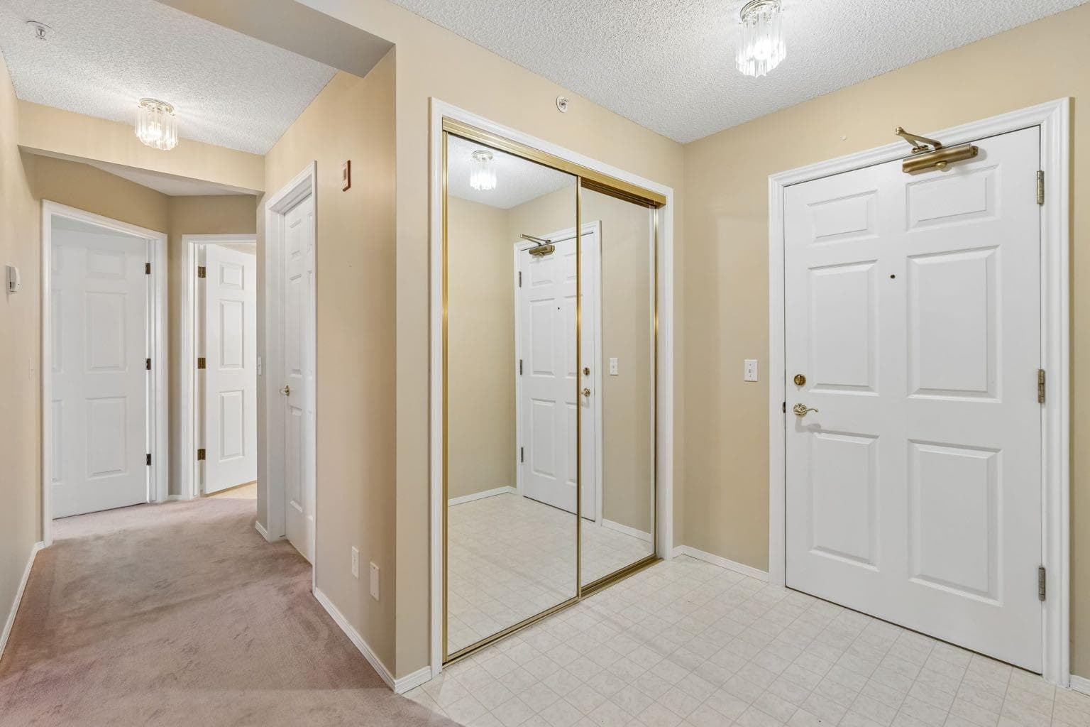 3208, 3208 Hawksbrow Point NW