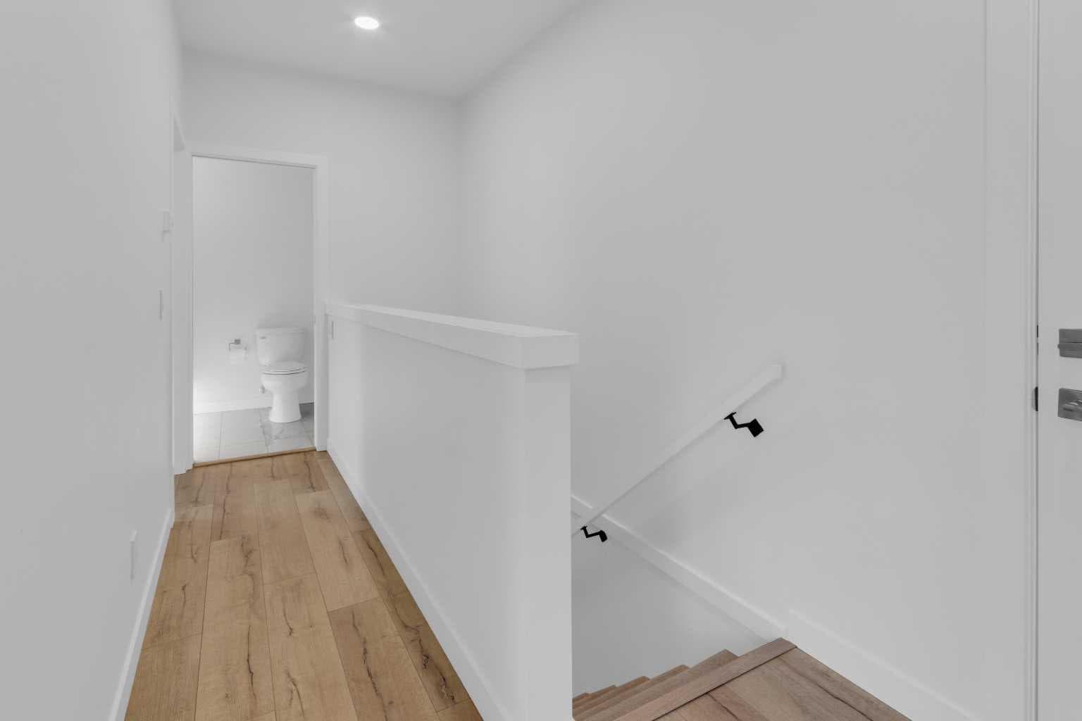 113, 3125 39 Street NW