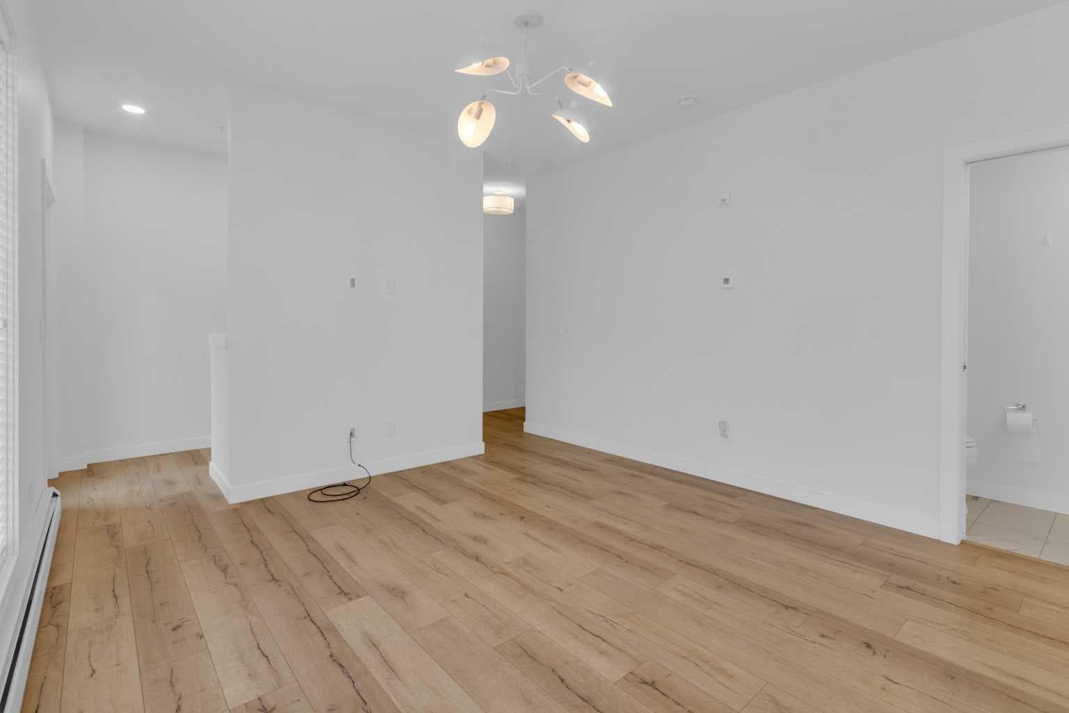 113, 3125 39 Street NW