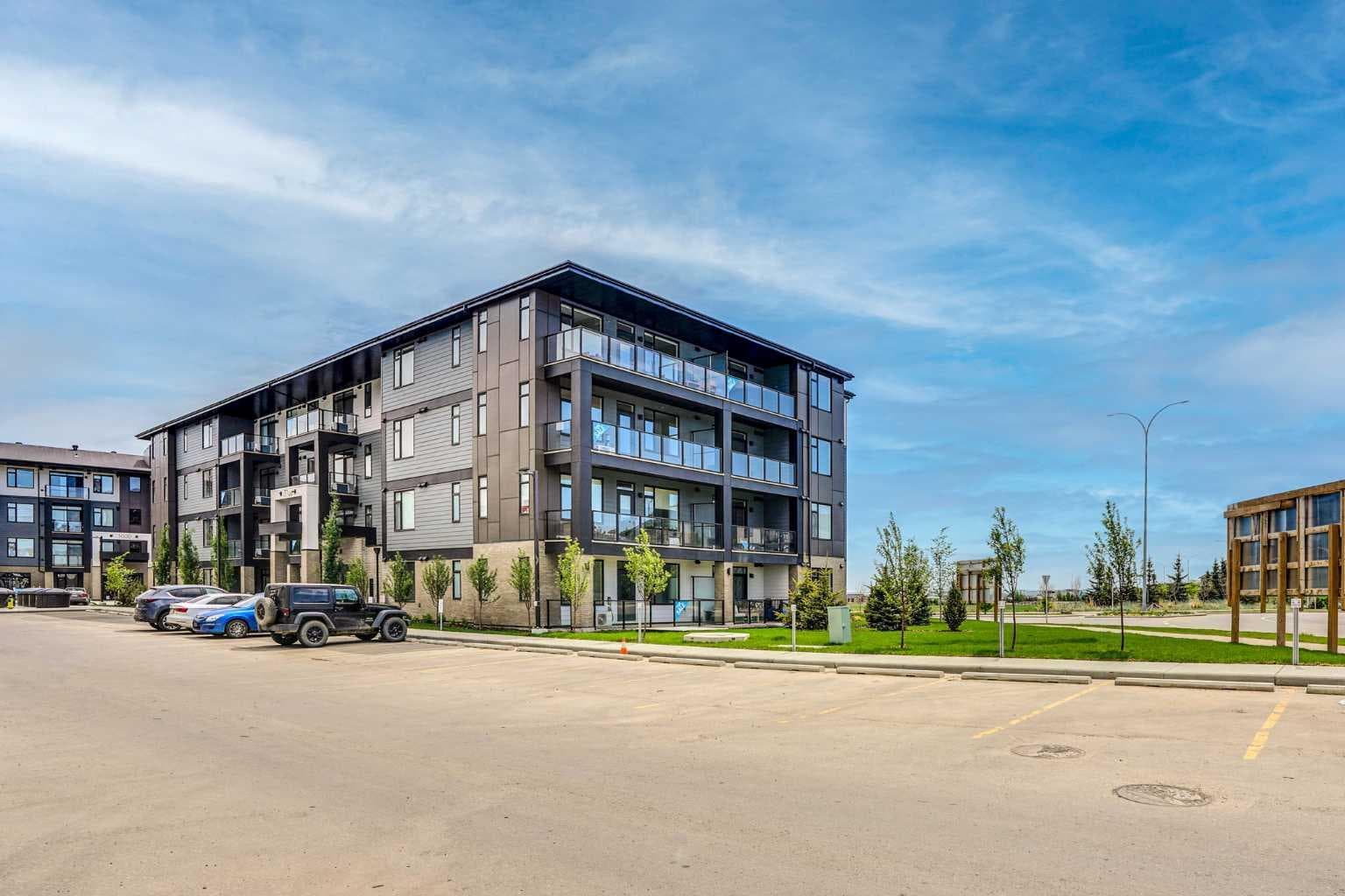 3302`, 3700 Seton Avenue SE