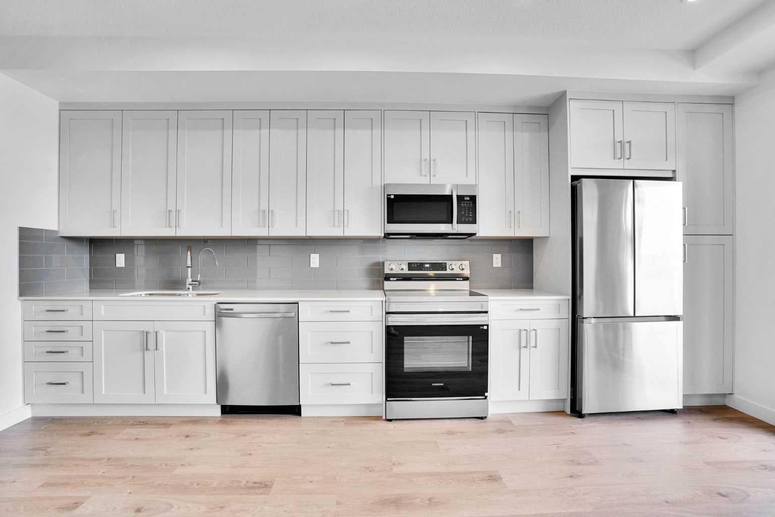 3302`, 3700 Seton Avenue SE