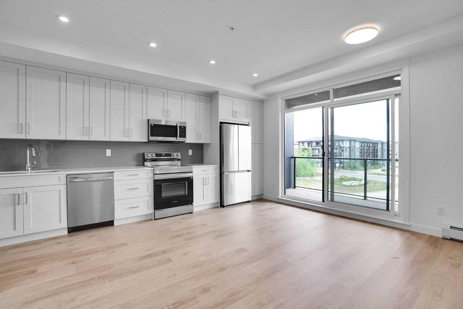 3302`, 3700 Seton Avenue SE
