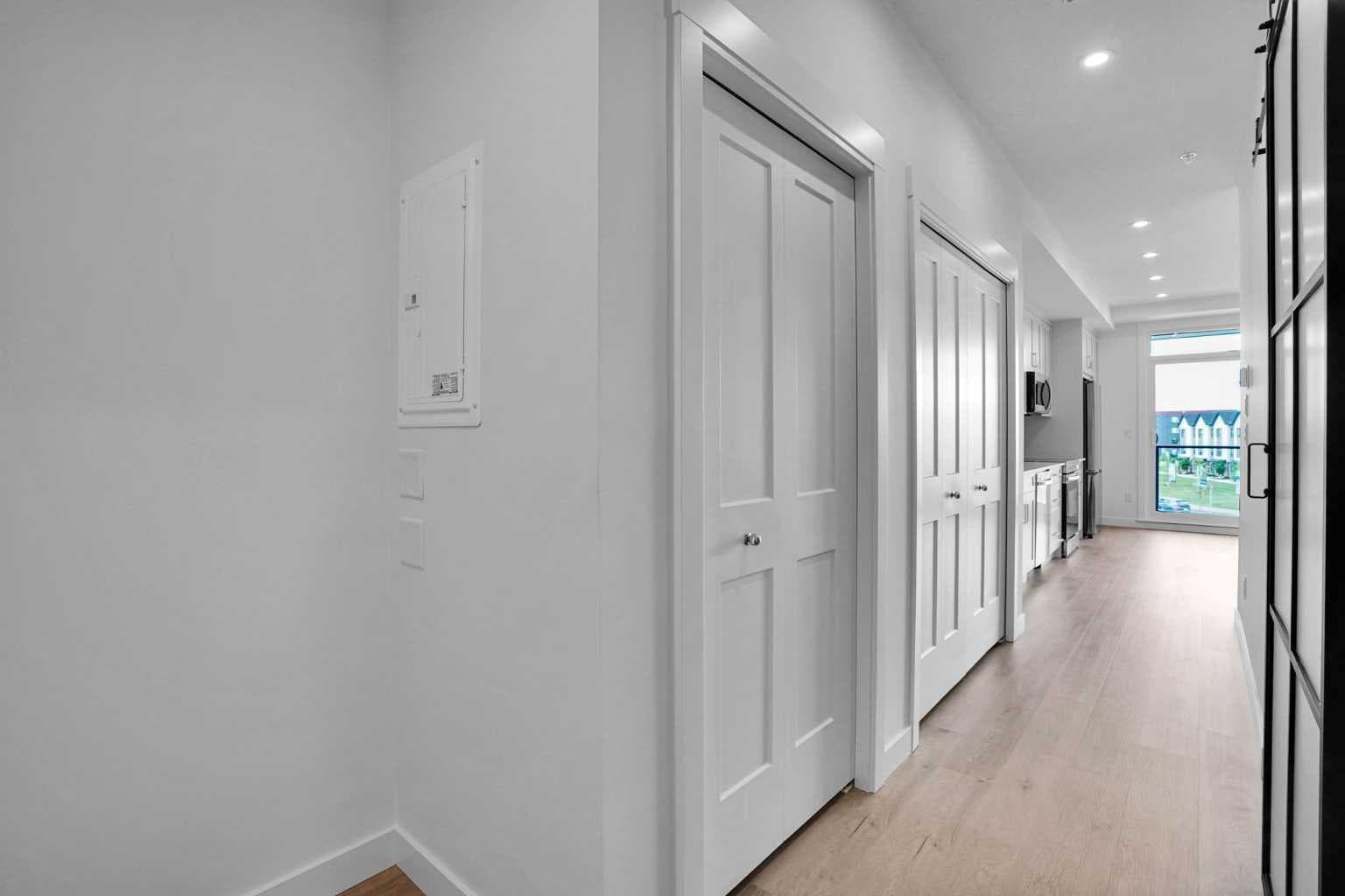 3302`, 3700 Seton Avenue SE