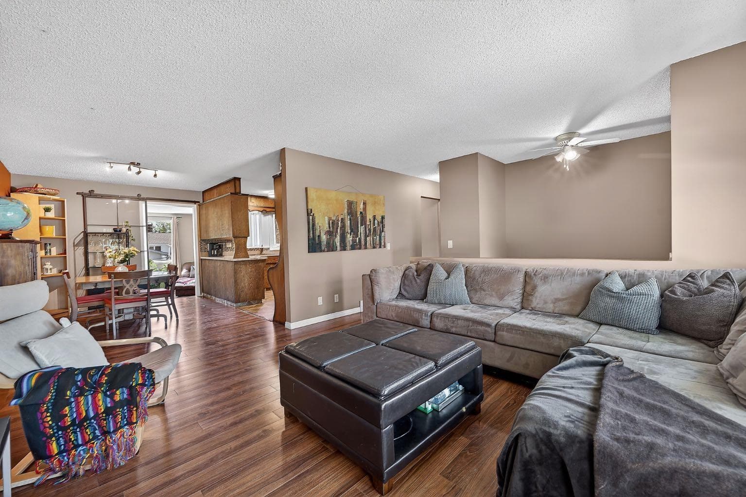 408 Rundleville Place NE