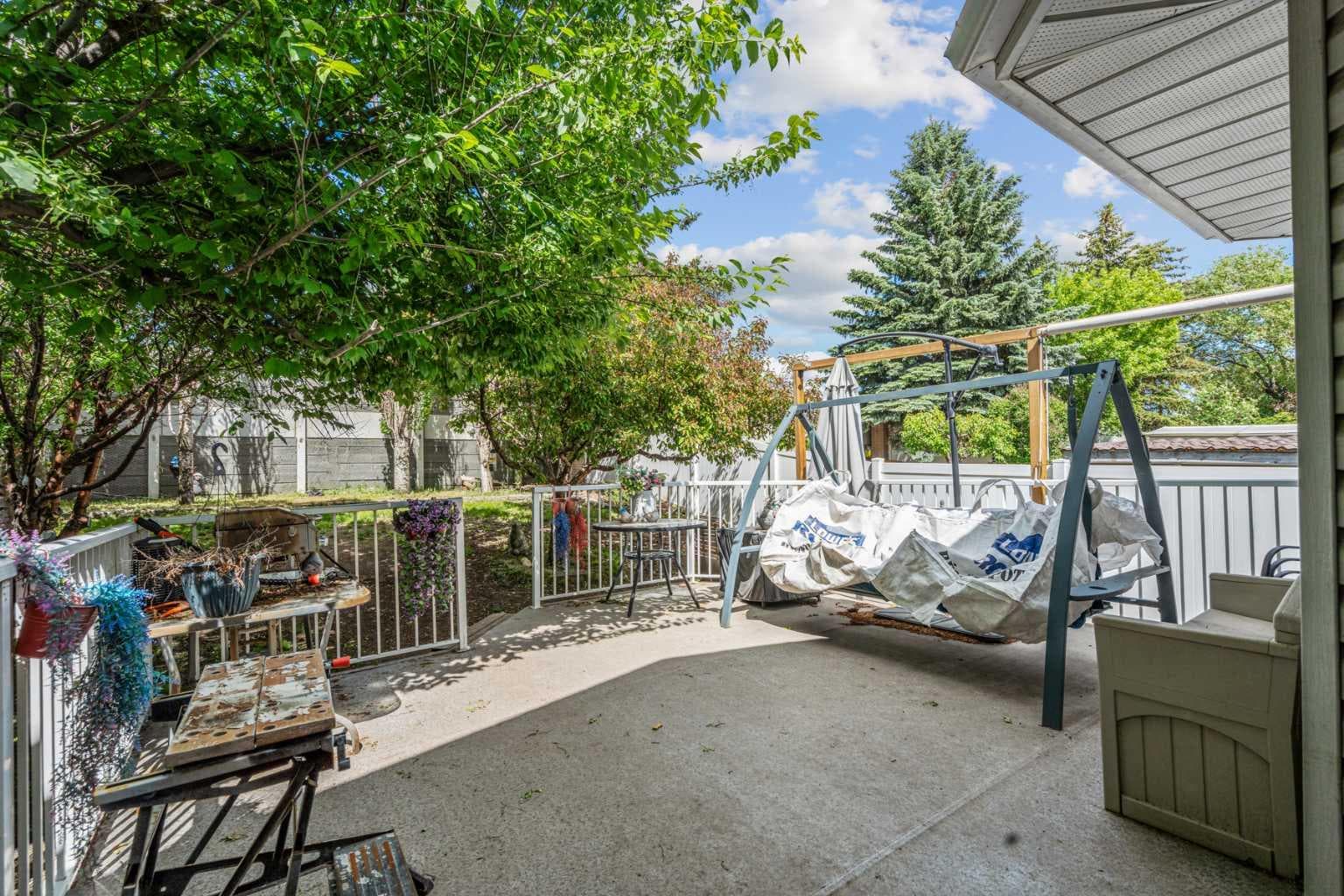 3614 Douglas Woods Heights SE