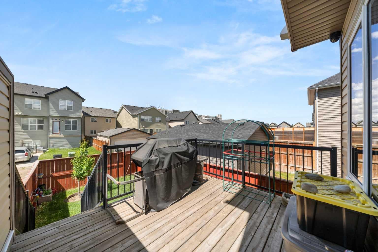 158 Skyview Point Crescent NE