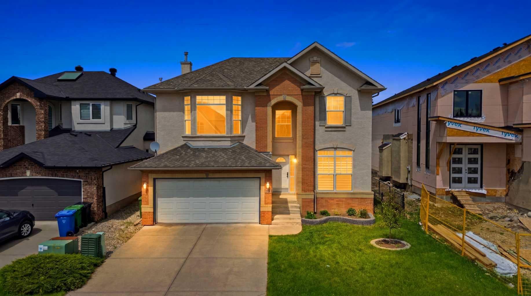 1433 Strathcona Drive SW