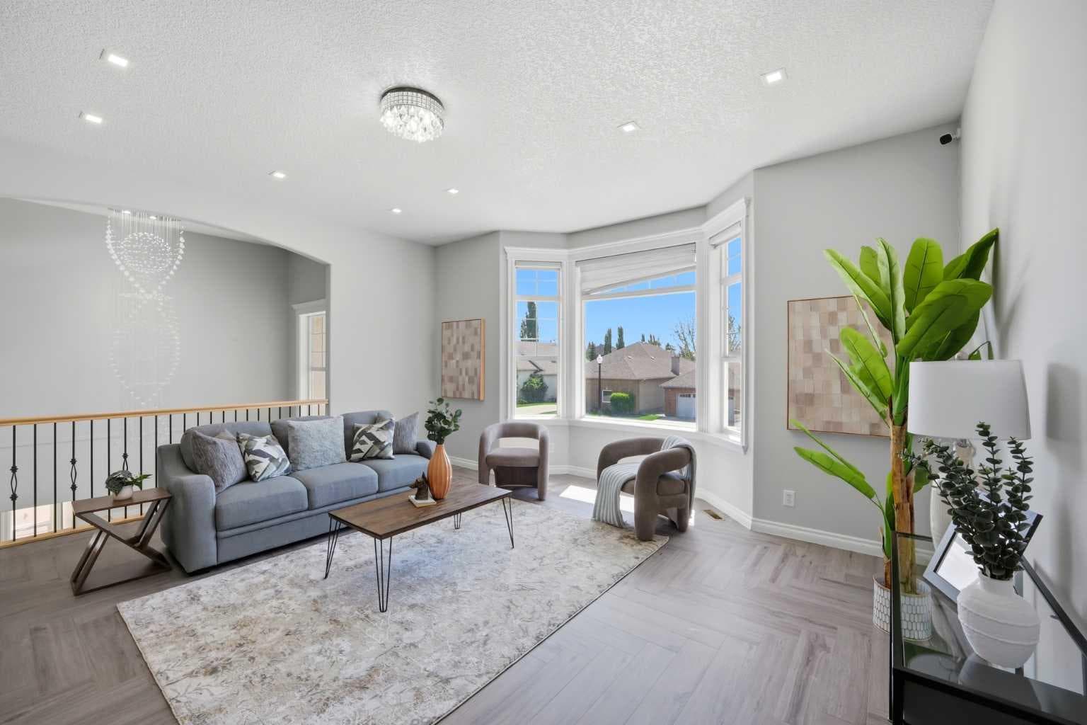 1433 Strathcona Drive SW