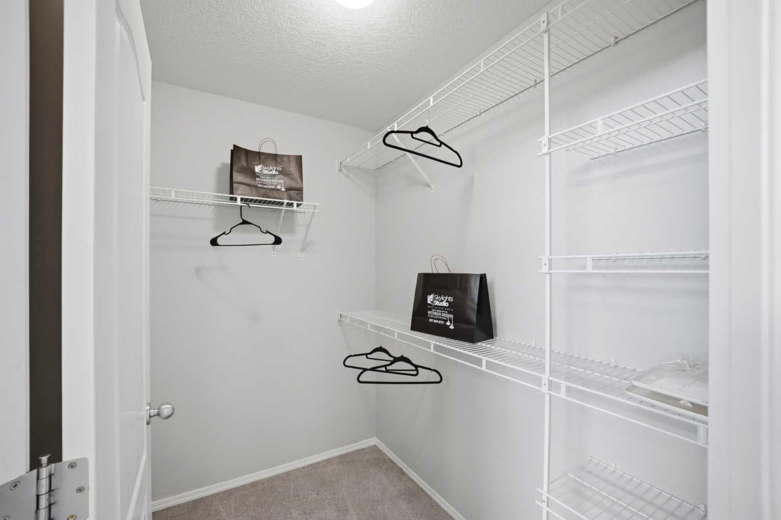 1433 Strathcona Drive SW