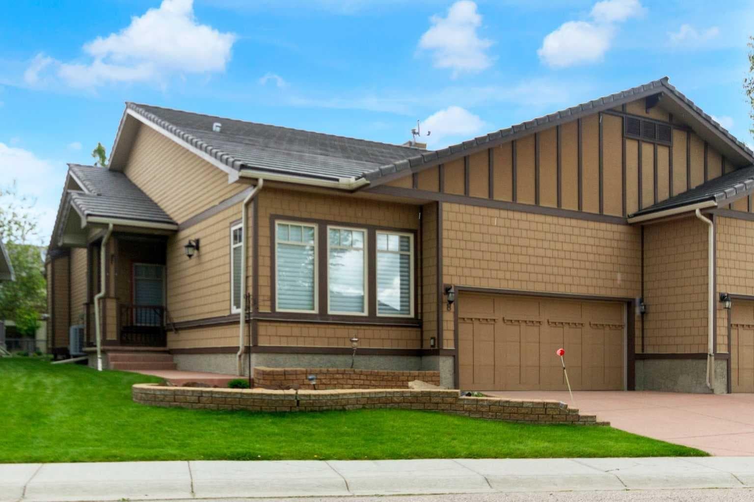 8 Bridle Estates Manor SW