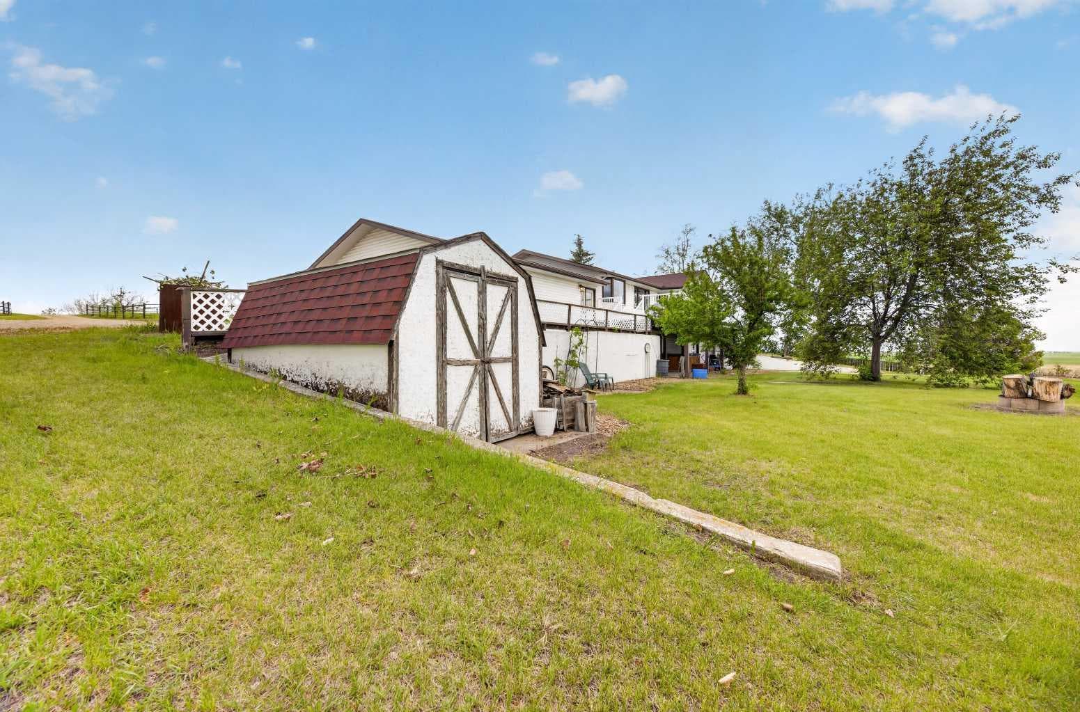 272098 Range Road 282A  