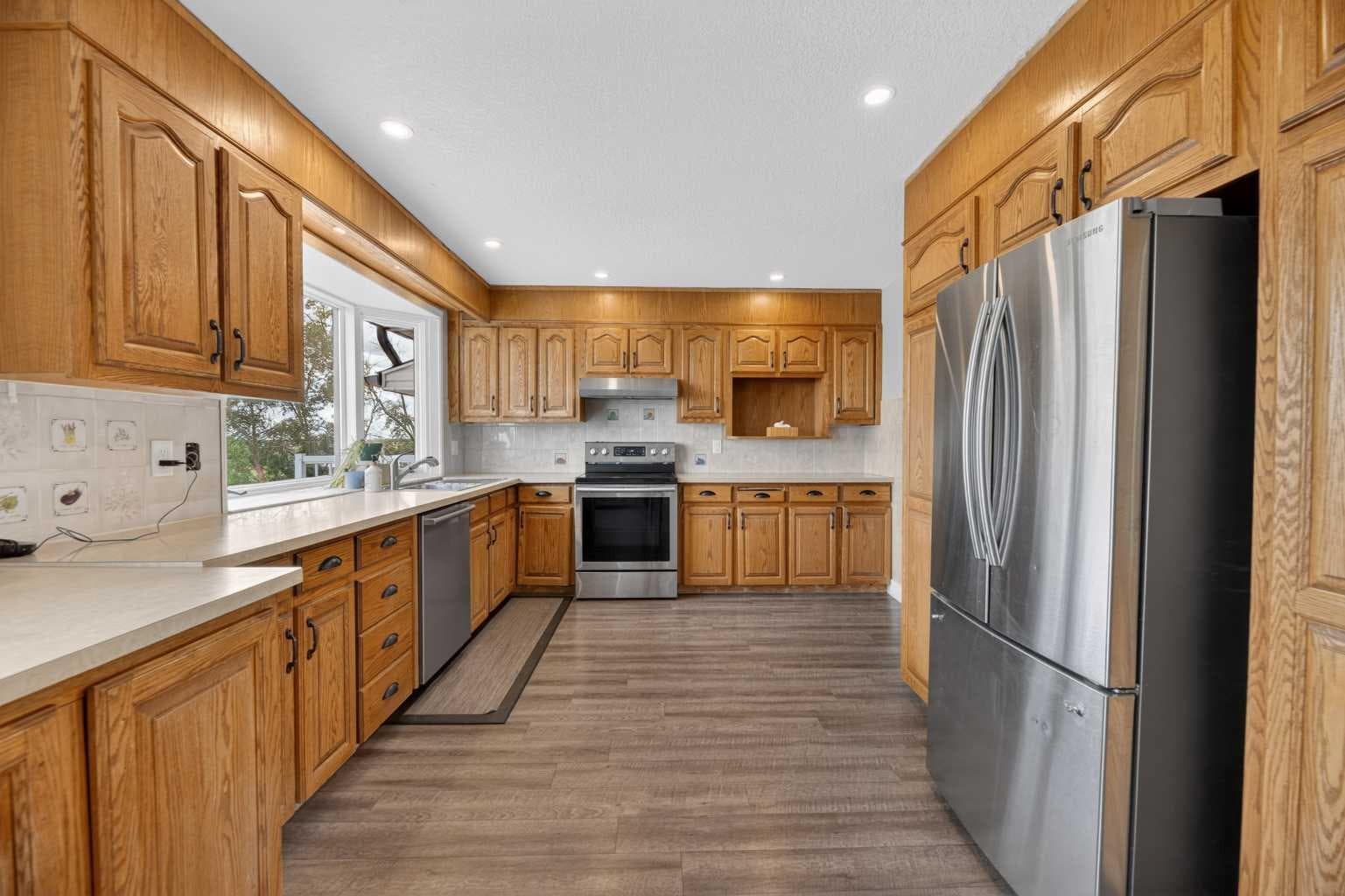 272098 Range Road 282A  