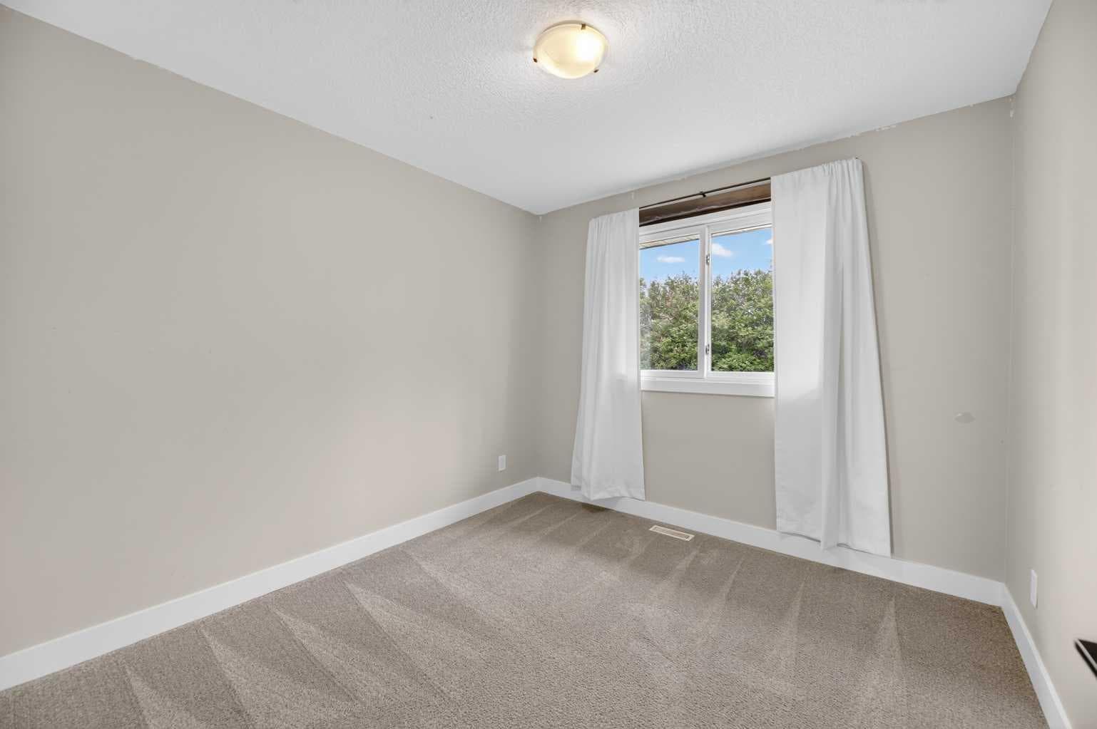 272098 Range Road 282A  