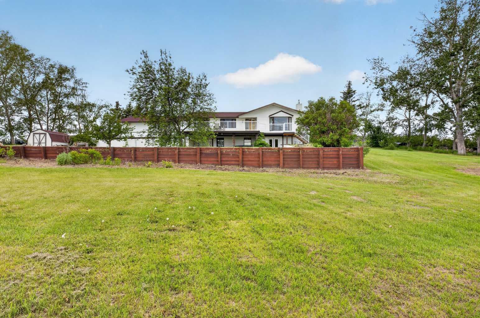 272098 Range Road 282A  