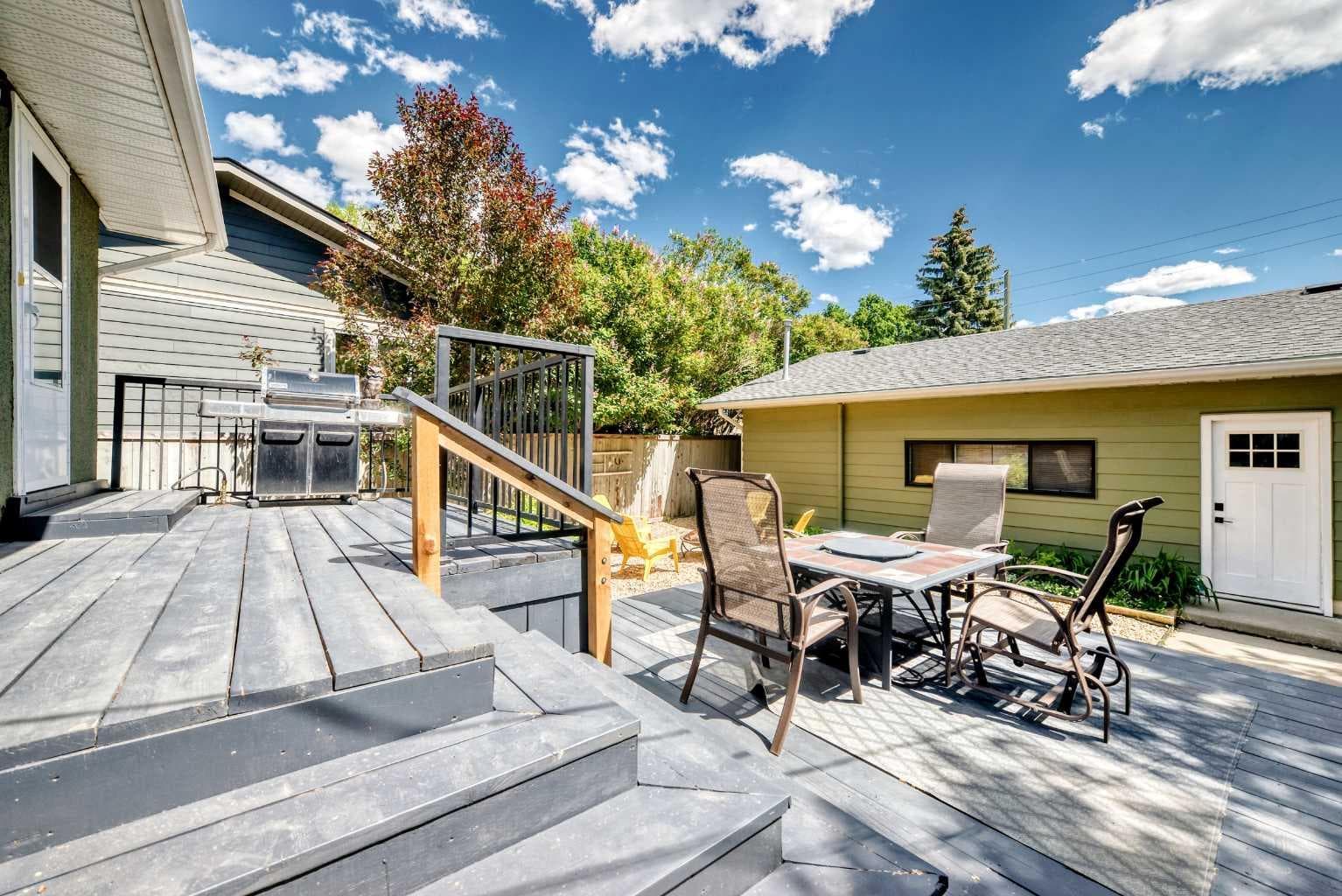 170 Lake Sylvan Close SE
