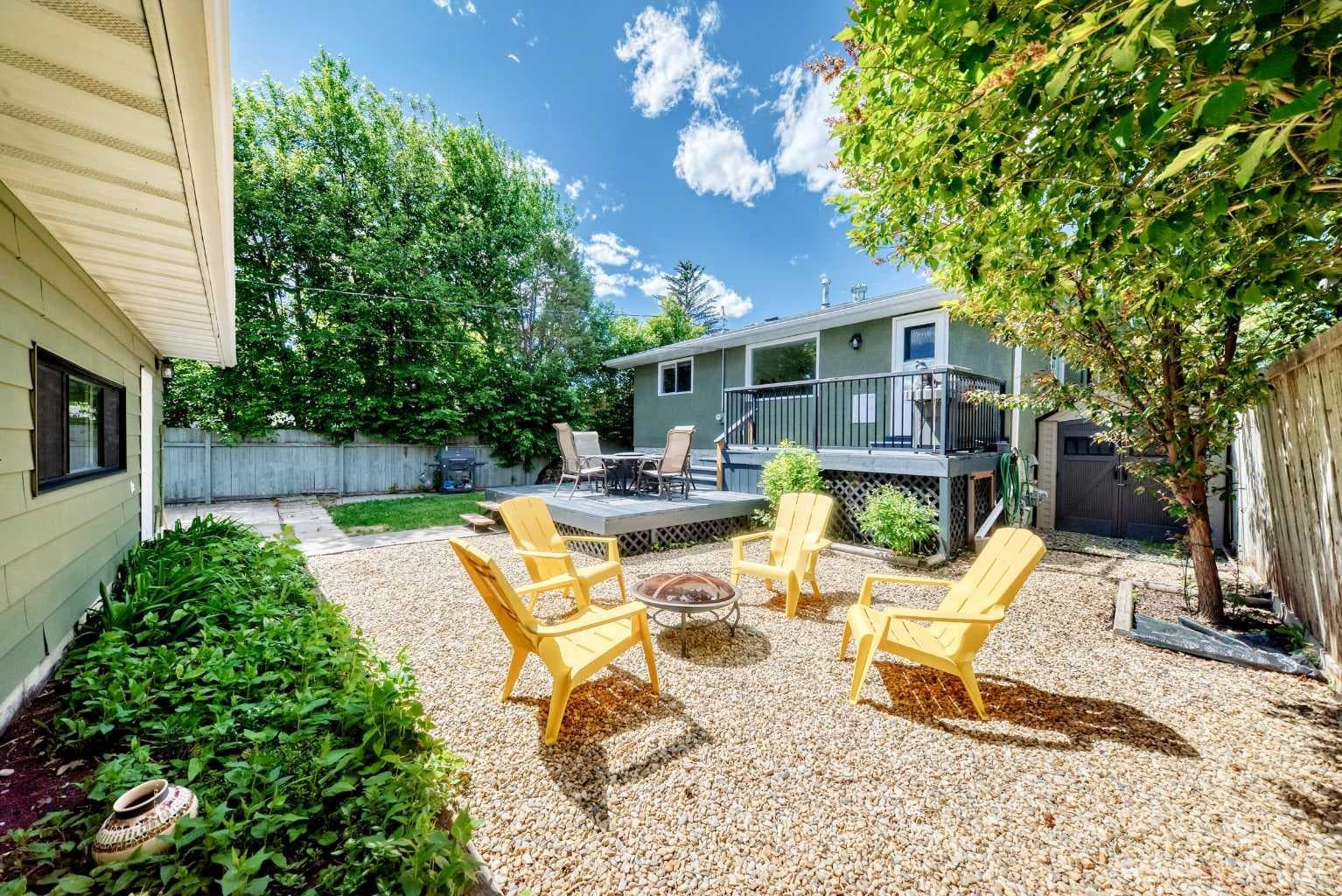 170 Lake Sylvan Close SE