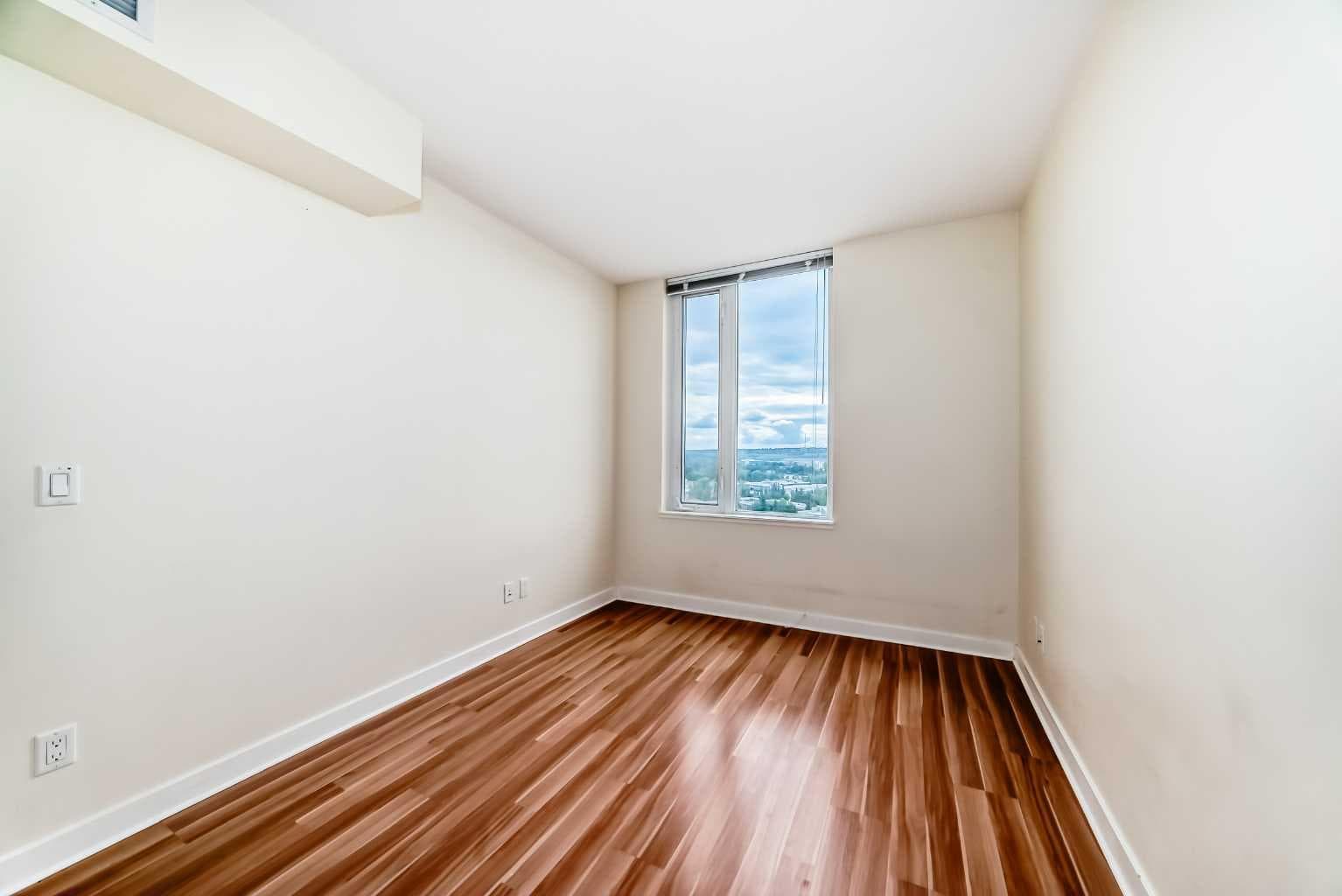 1607, 3830 Brentwood Road NW
