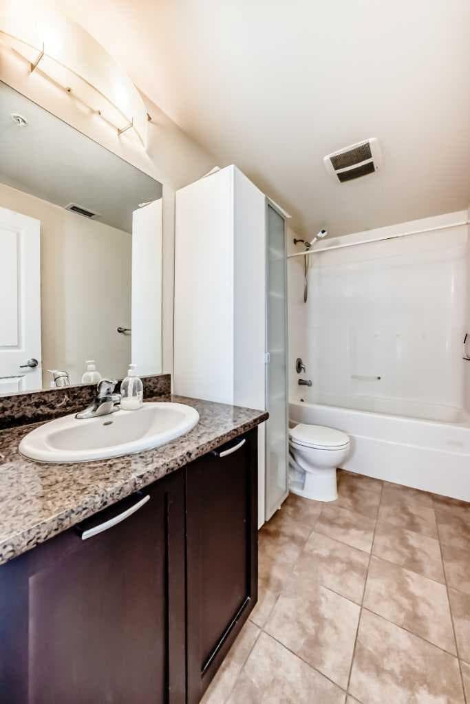 1607, 3830 Brentwood Road NW