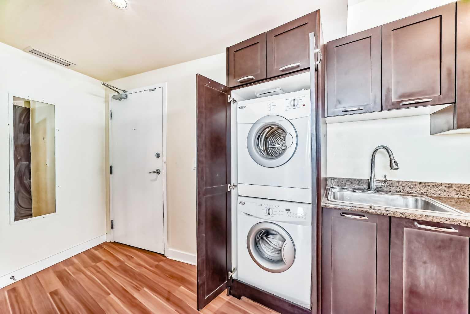1607, 3830 Brentwood Road NW