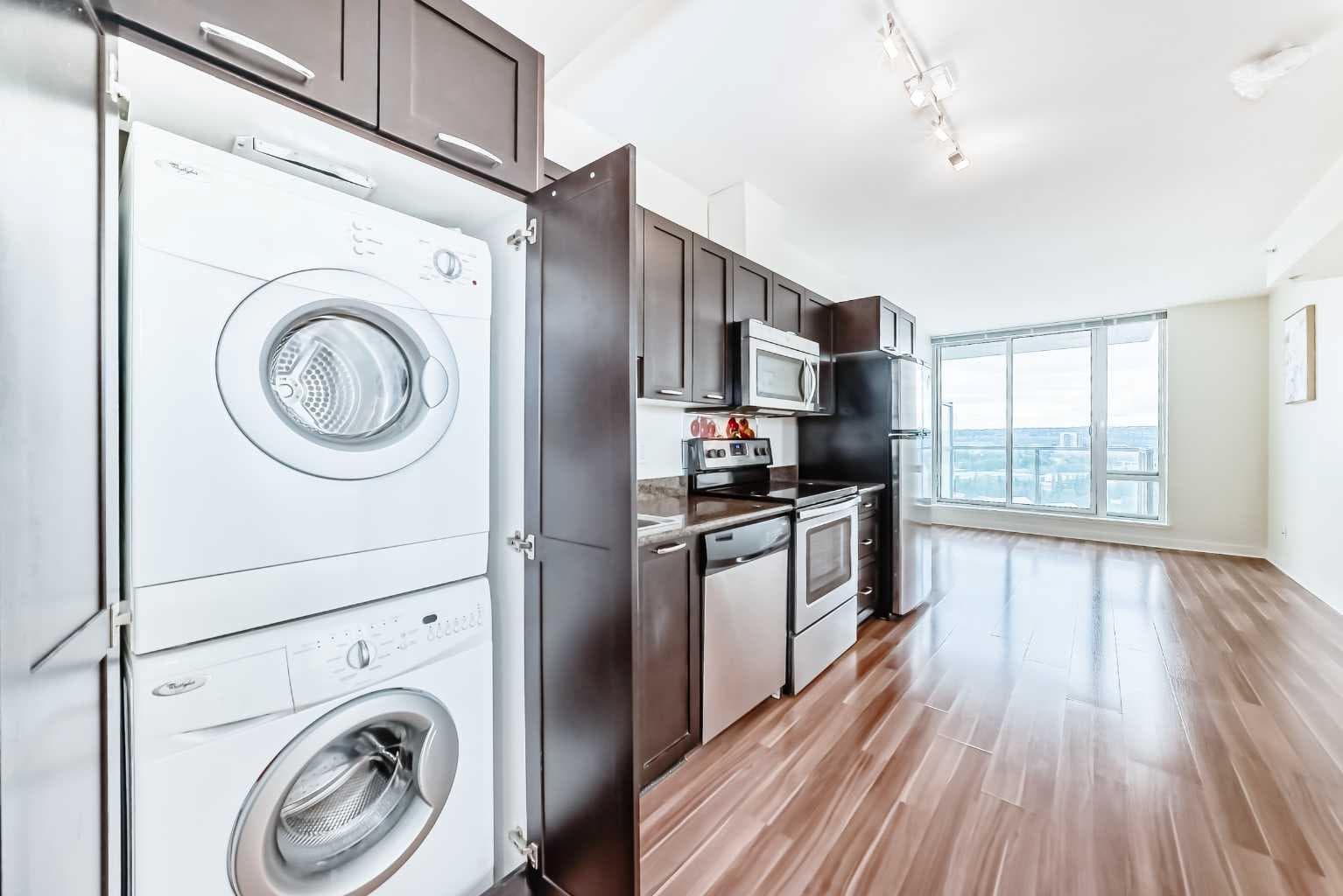 1607, 3830 Brentwood Road NW