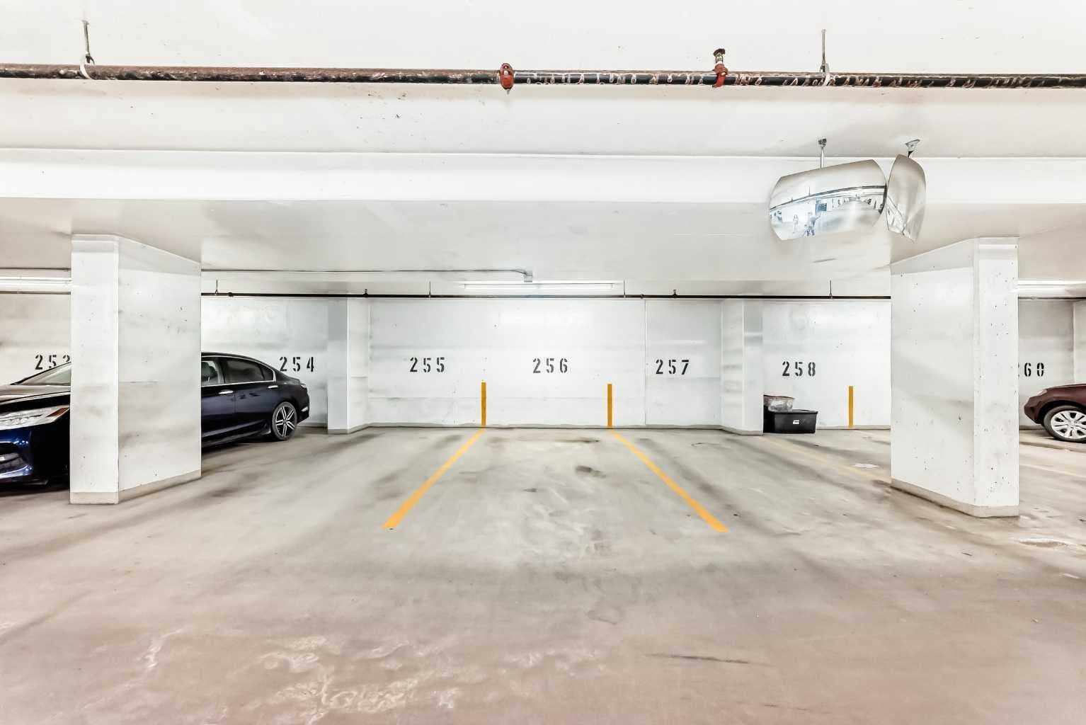 1607, 3830 Brentwood Road NW