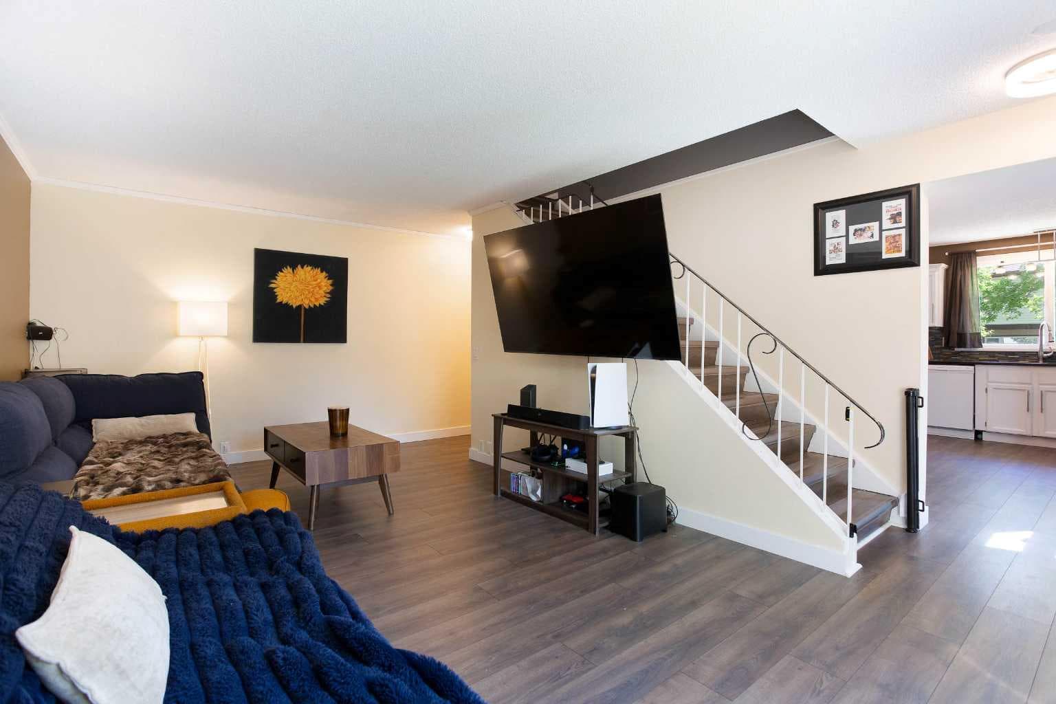 81, 630 Sabrina Road SW