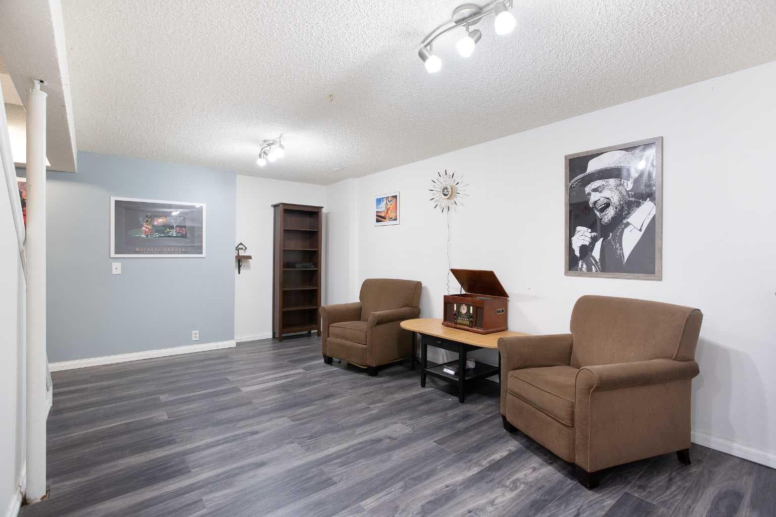 81, 630 Sabrina Road SW