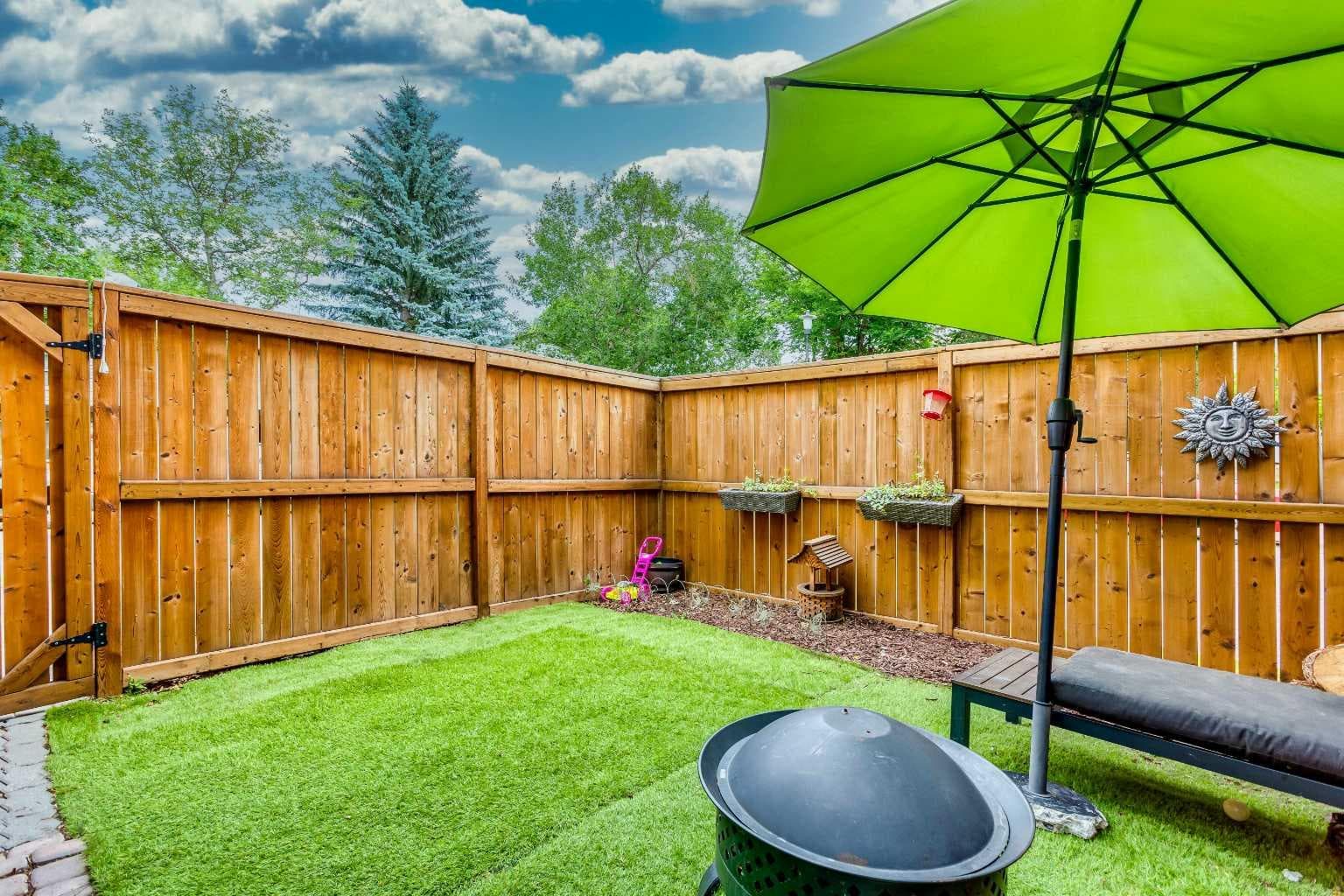 81, 630 Sabrina Road SW
