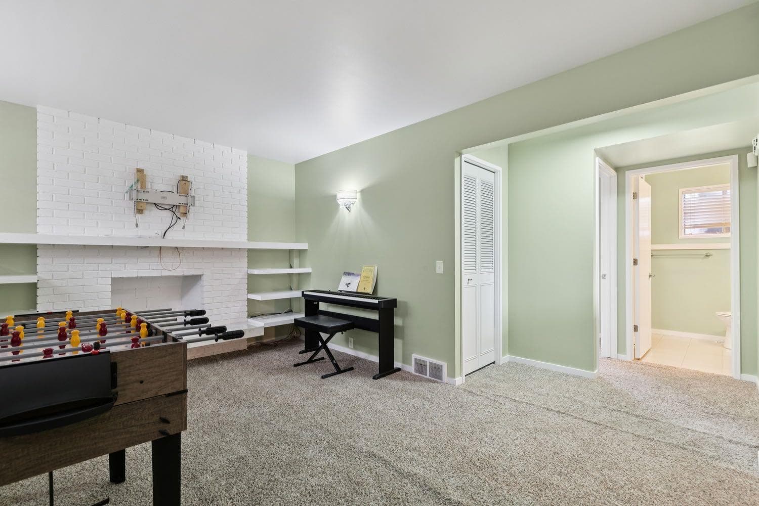 28 Cantrell Bay SW