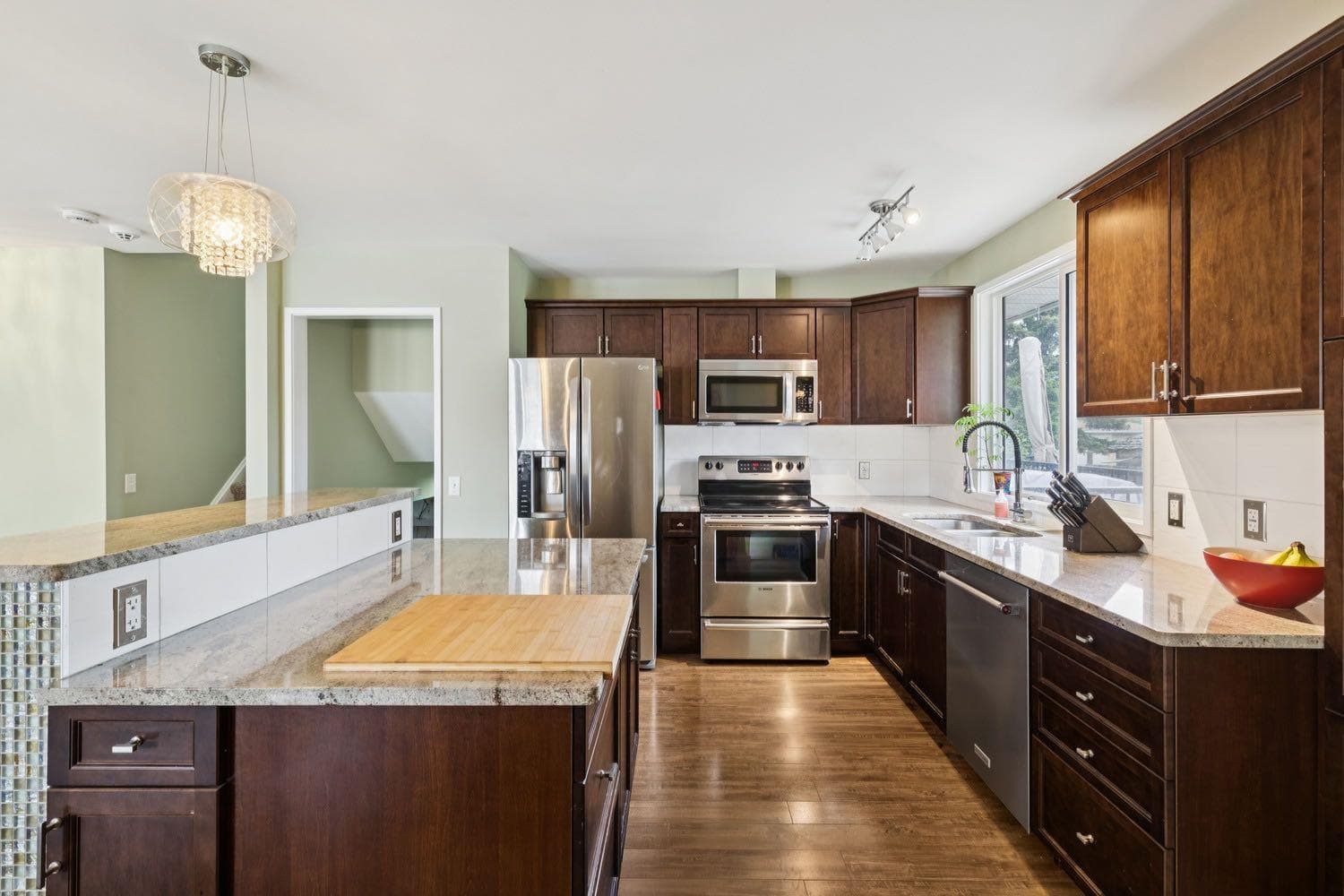 28 Cantrell Bay SW