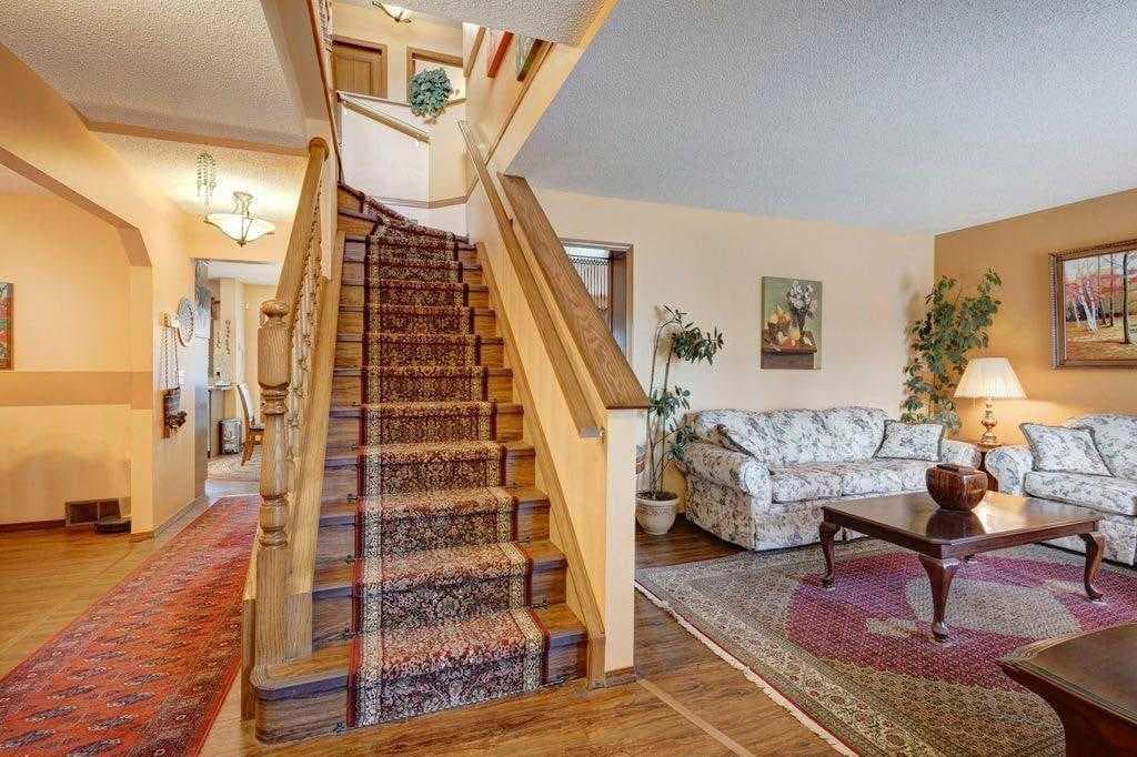 163 Shannon Circle SW