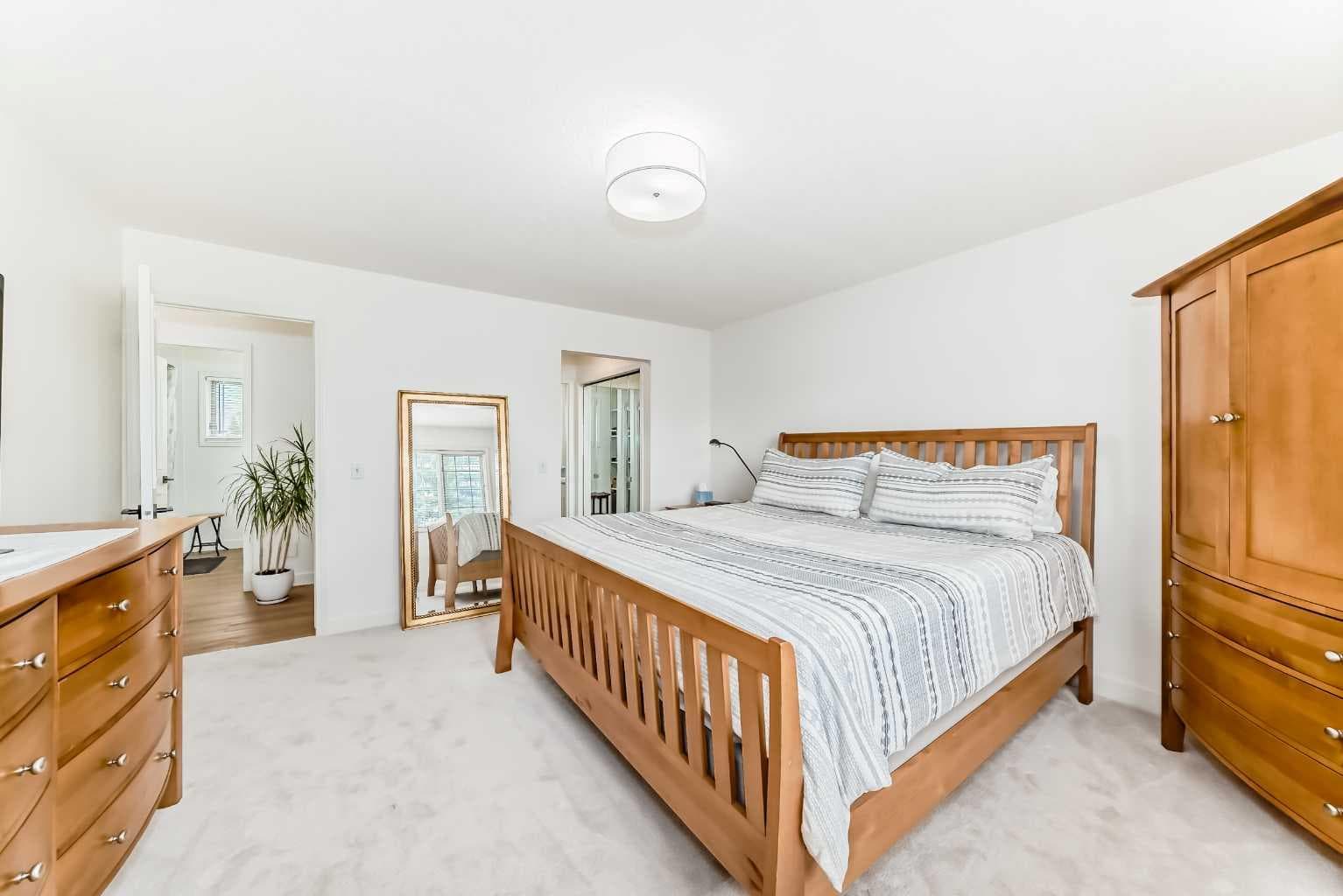 163 Shannon Circle SW