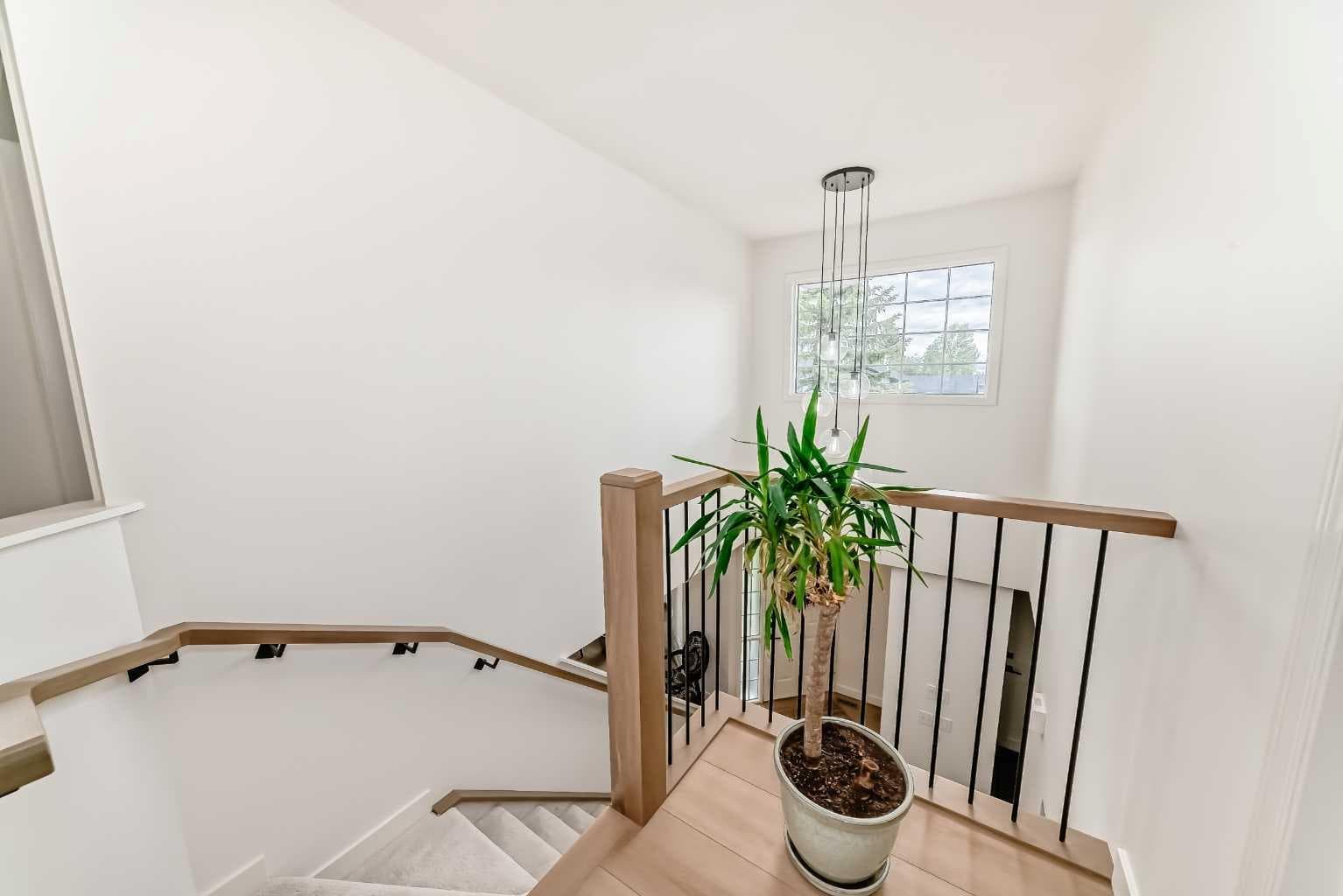 163 Shannon Circle SW