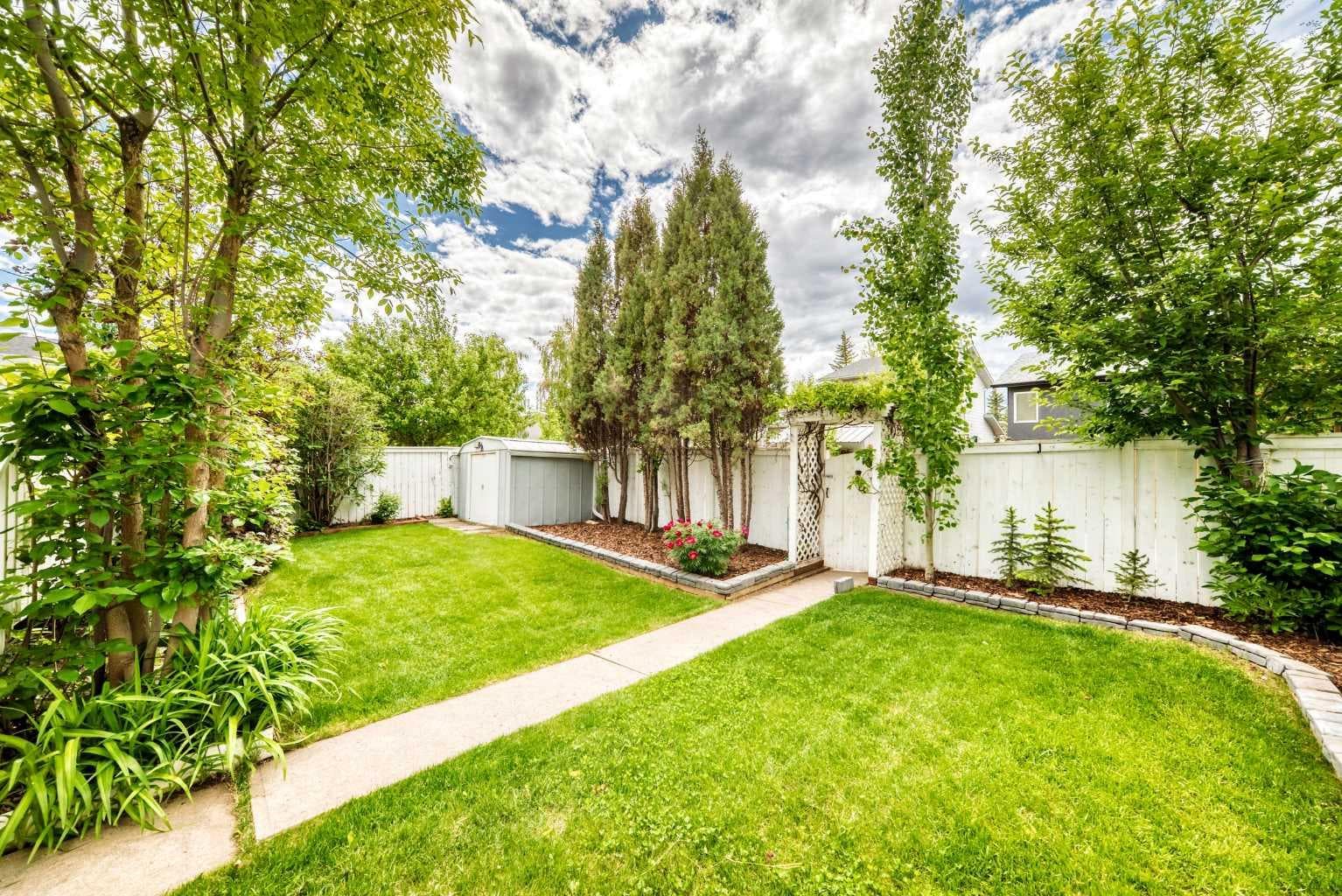 163 Shannon Circle SW