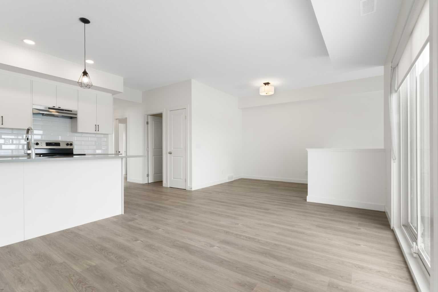 1303, 24 Rivercrest Drive 