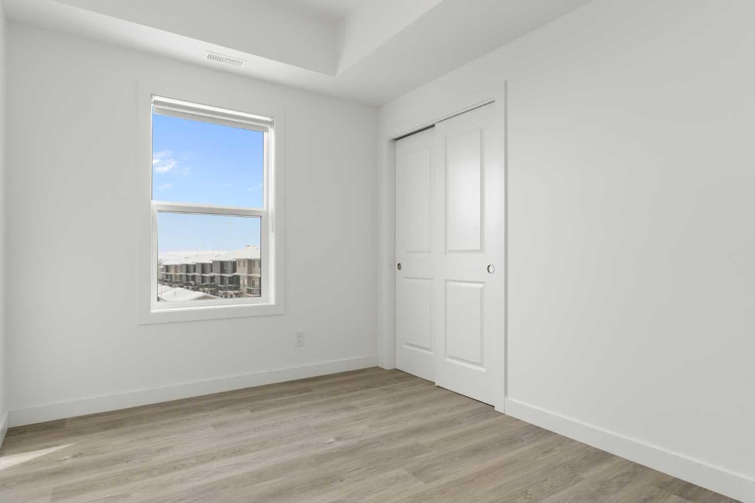 1303, 24 Rivercrest Drive 