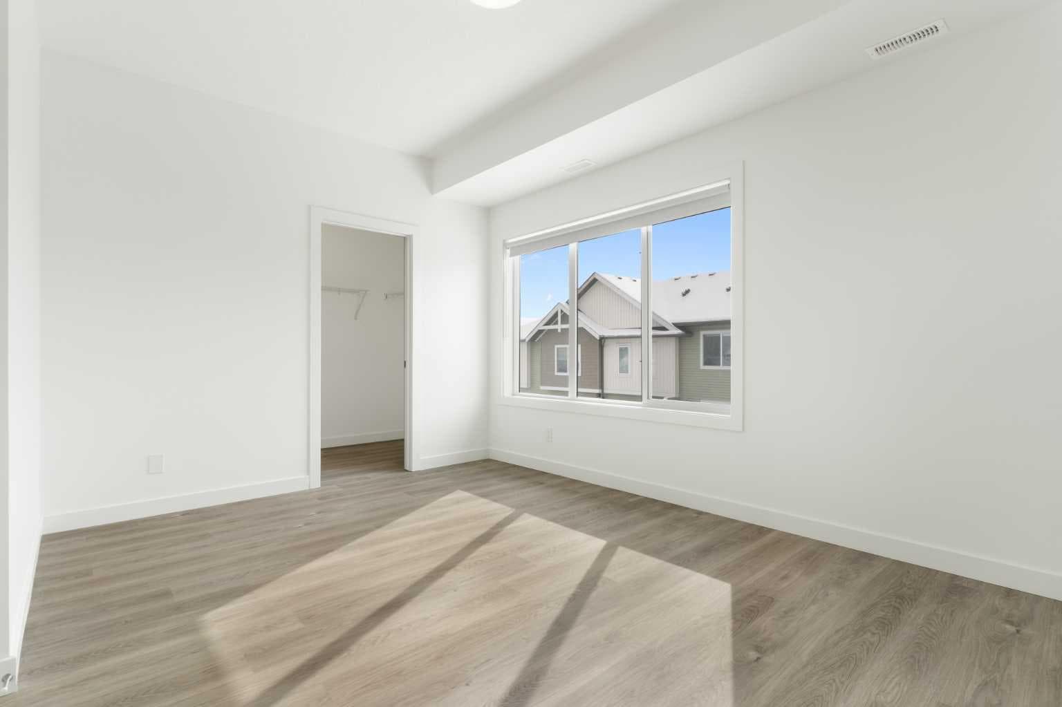 1303, 24 Rivercrest Drive 
